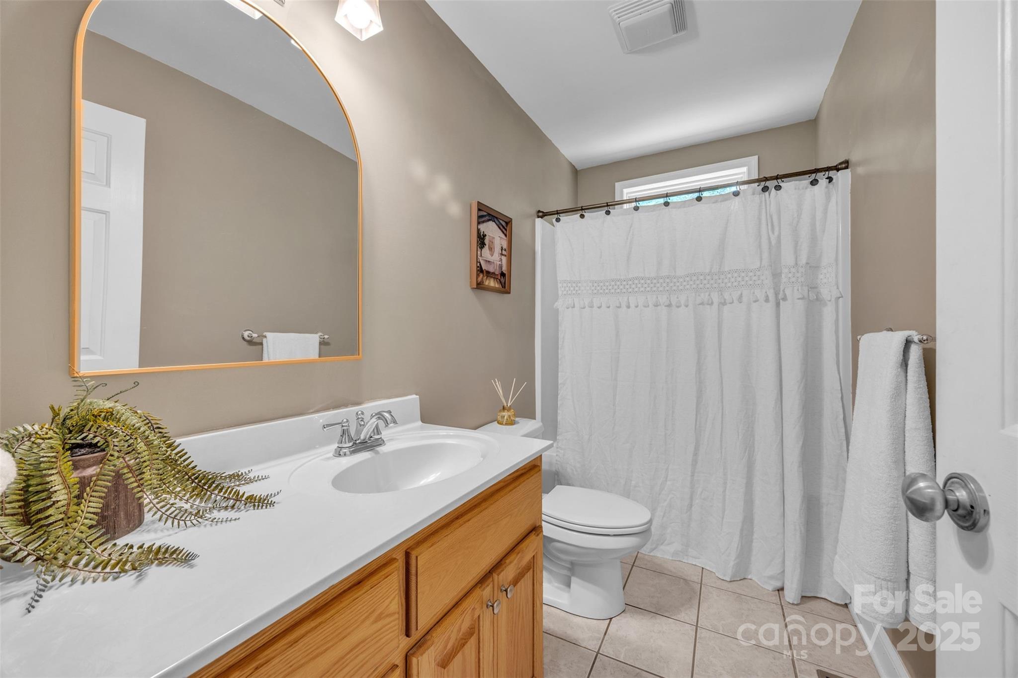 288 Grapevine Circle