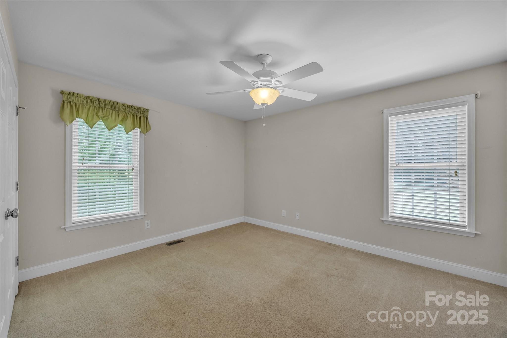 288 Grapevine Circle