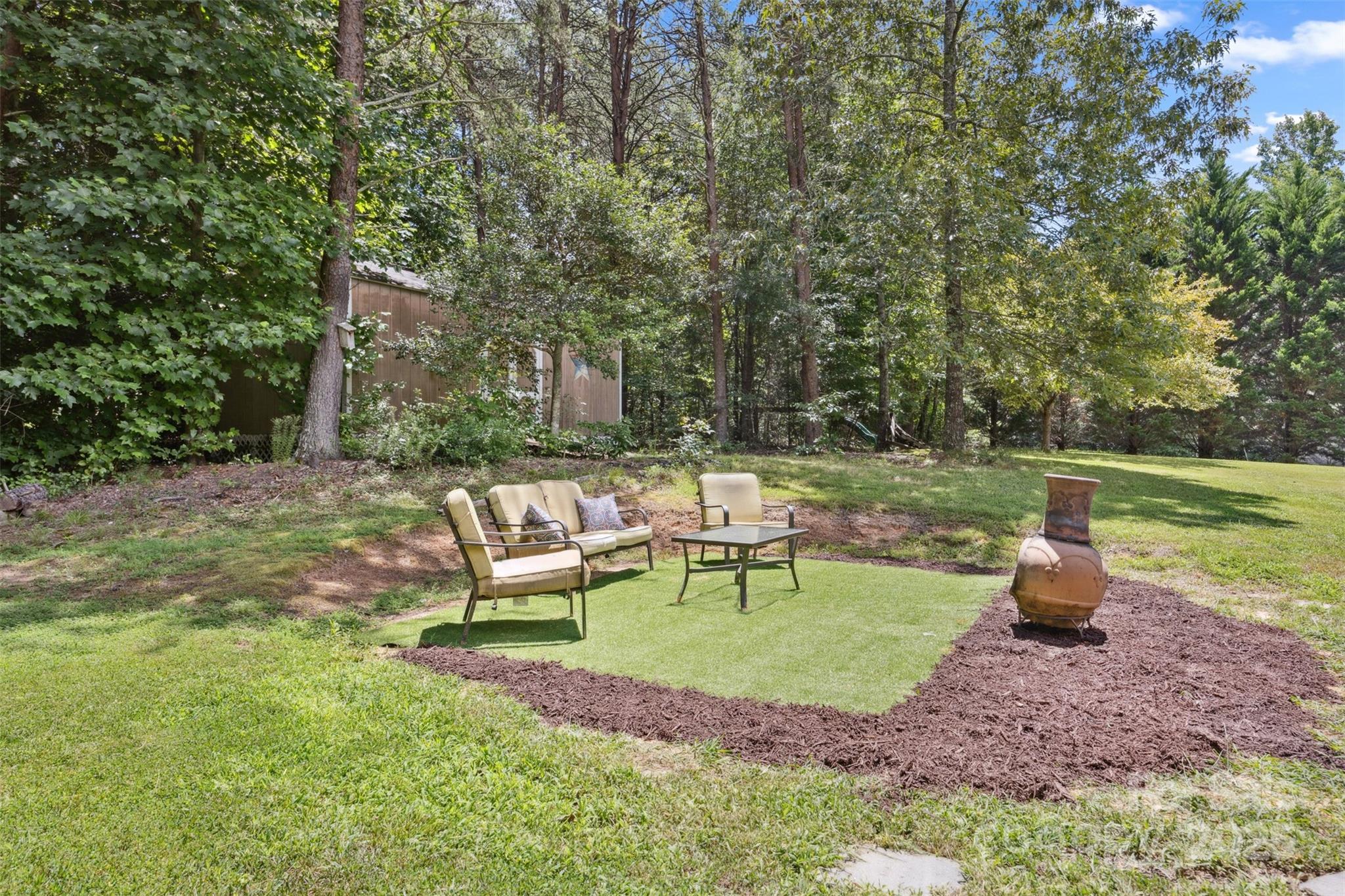 288 Grapevine Circle