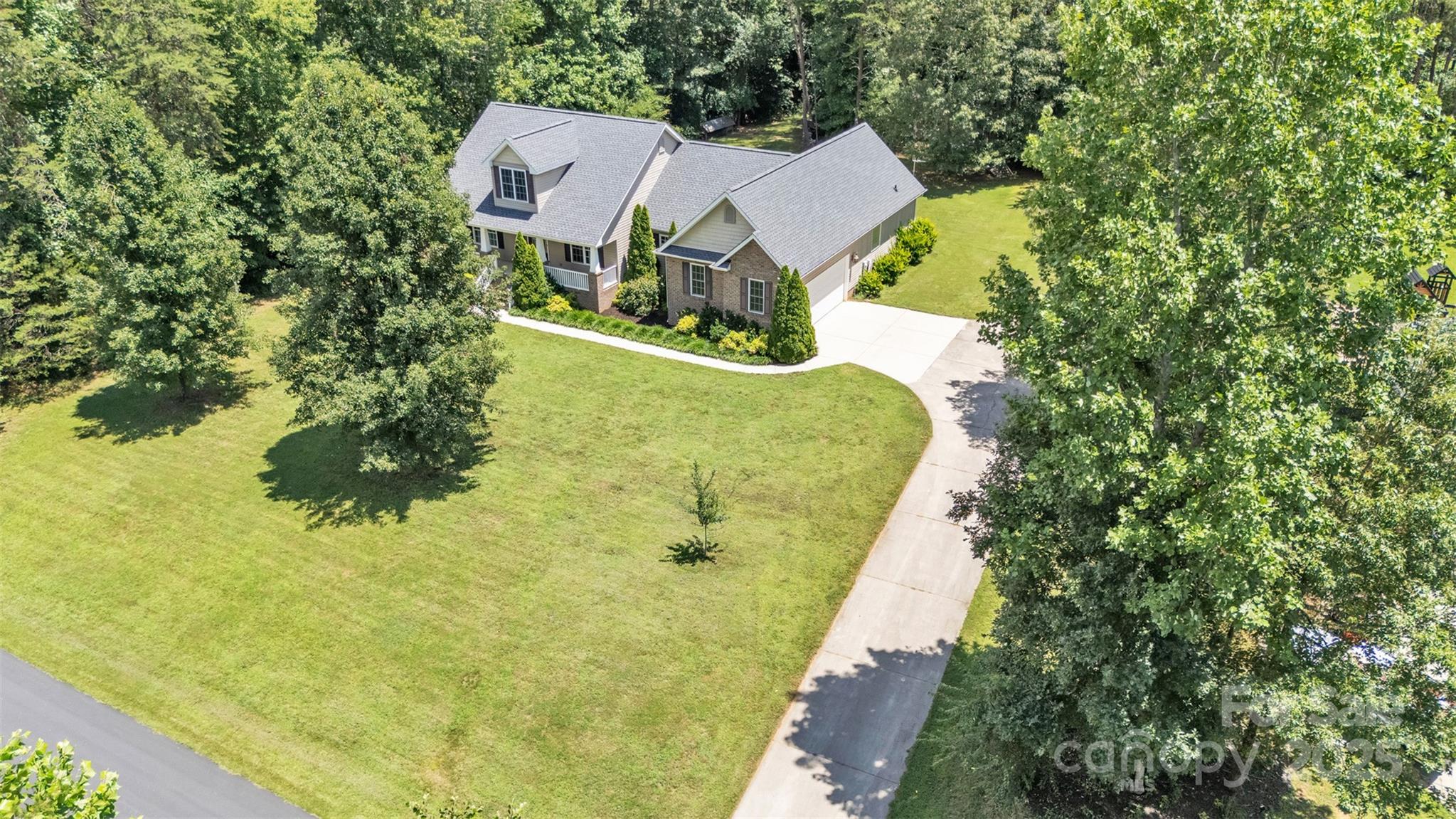 288 Grapevine Circle