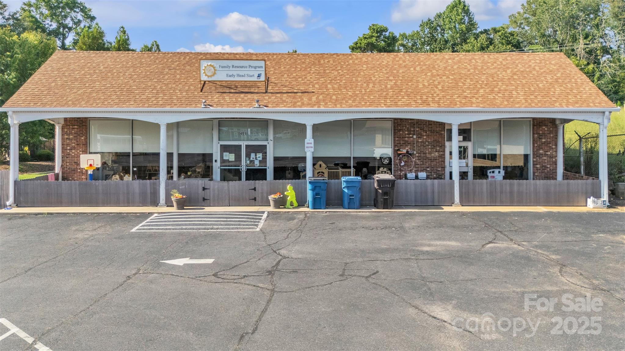 401 E Main Avenue