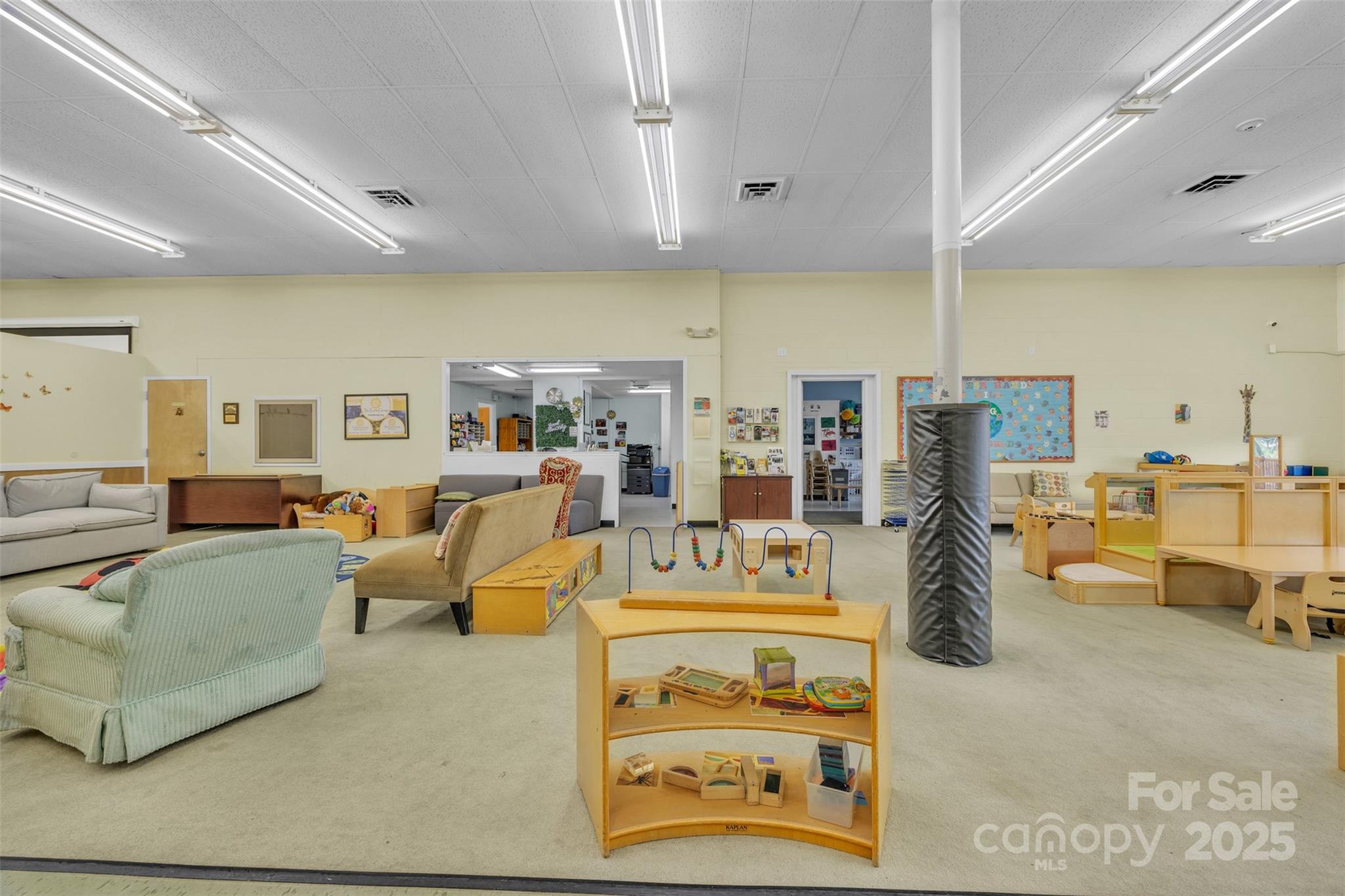401 E Main Avenue