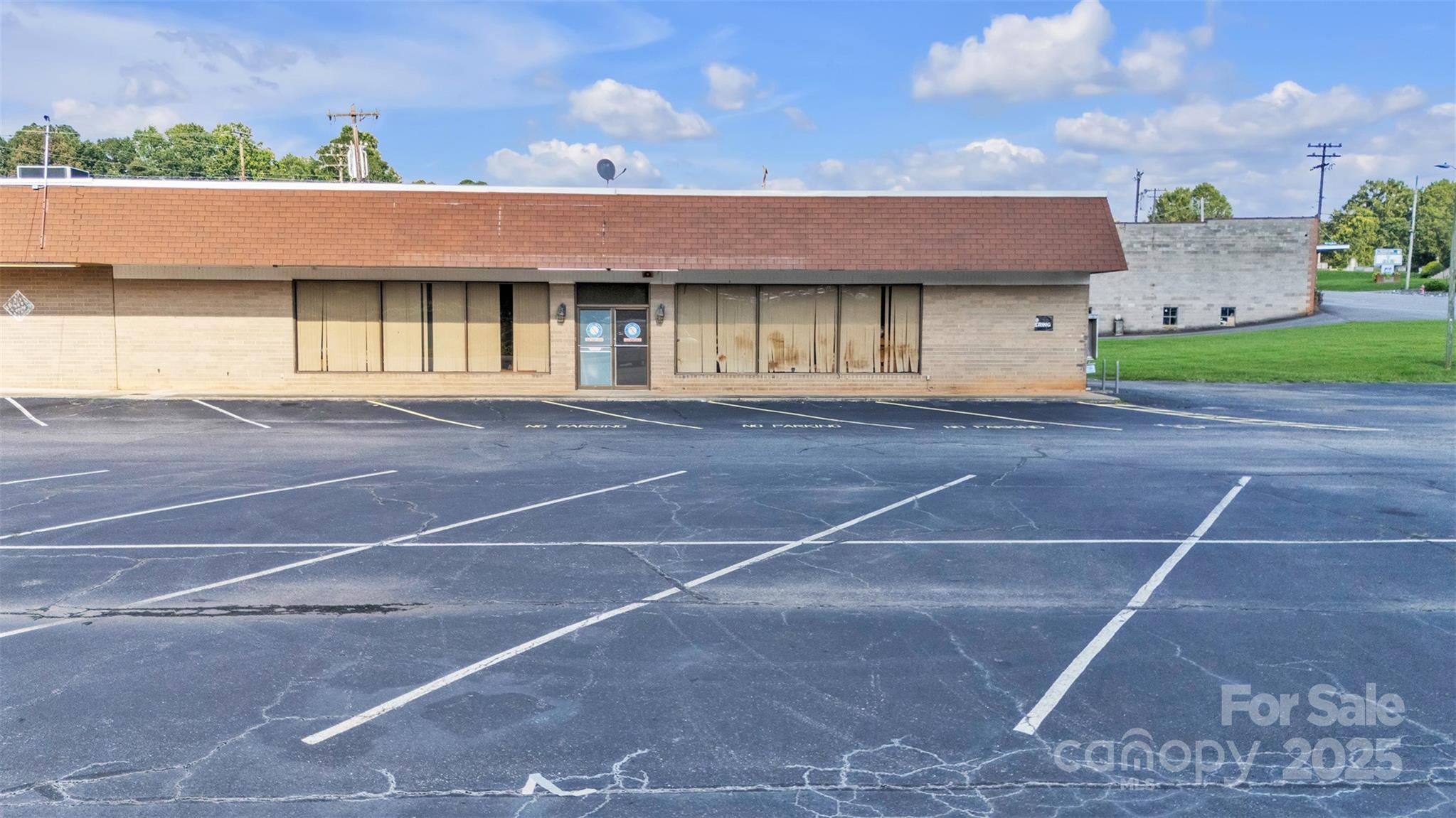 401 E Main Avenue