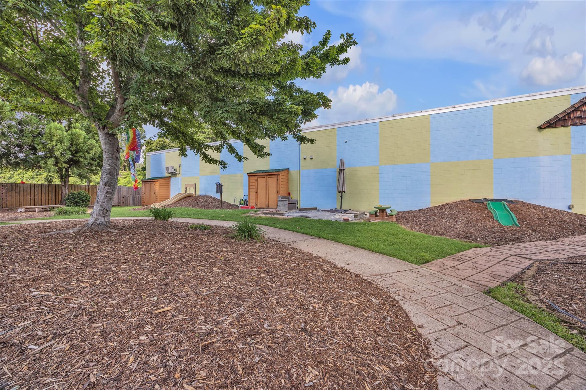 401 E Main Avenue