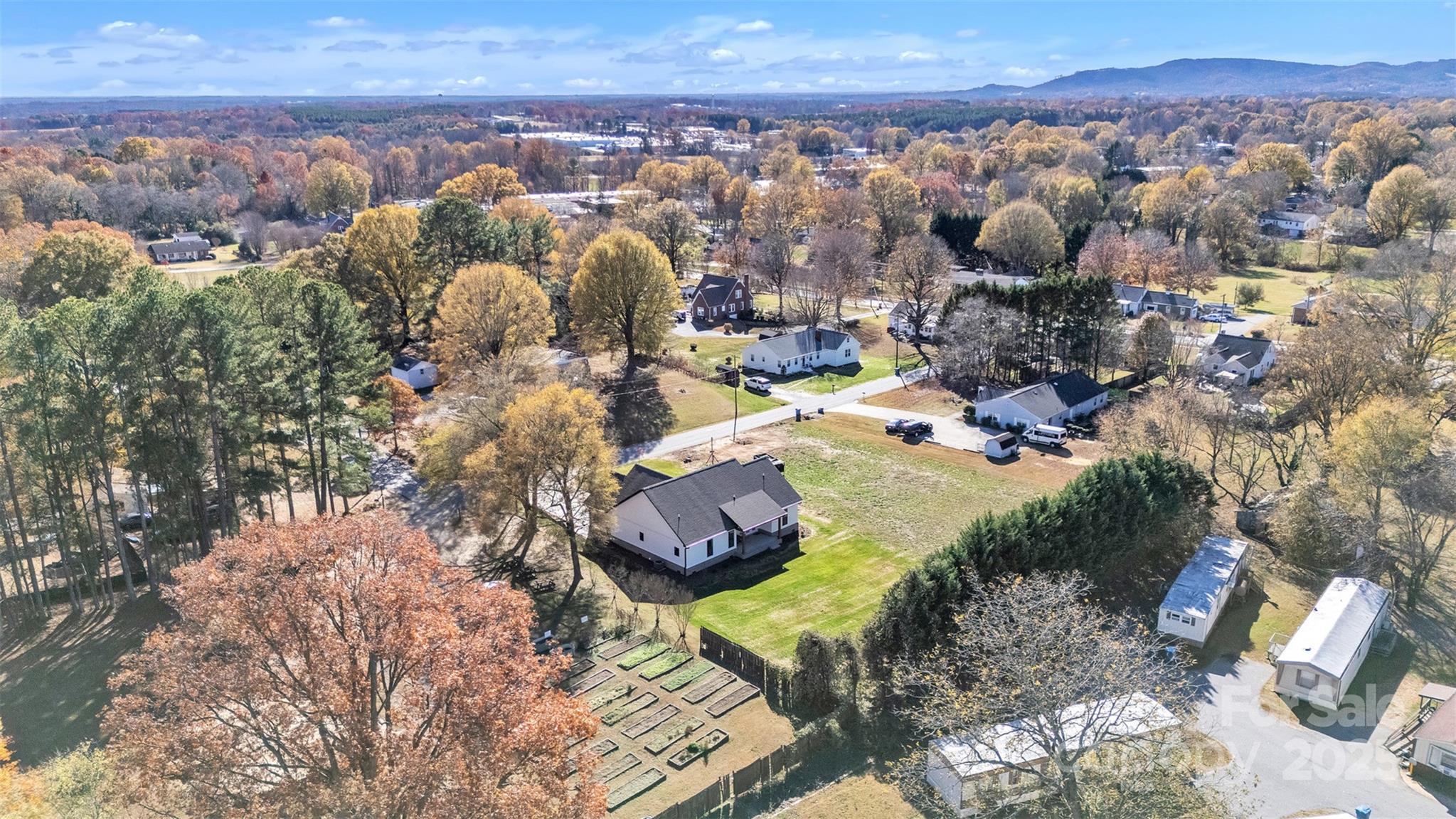 77 2nd Avenue SE