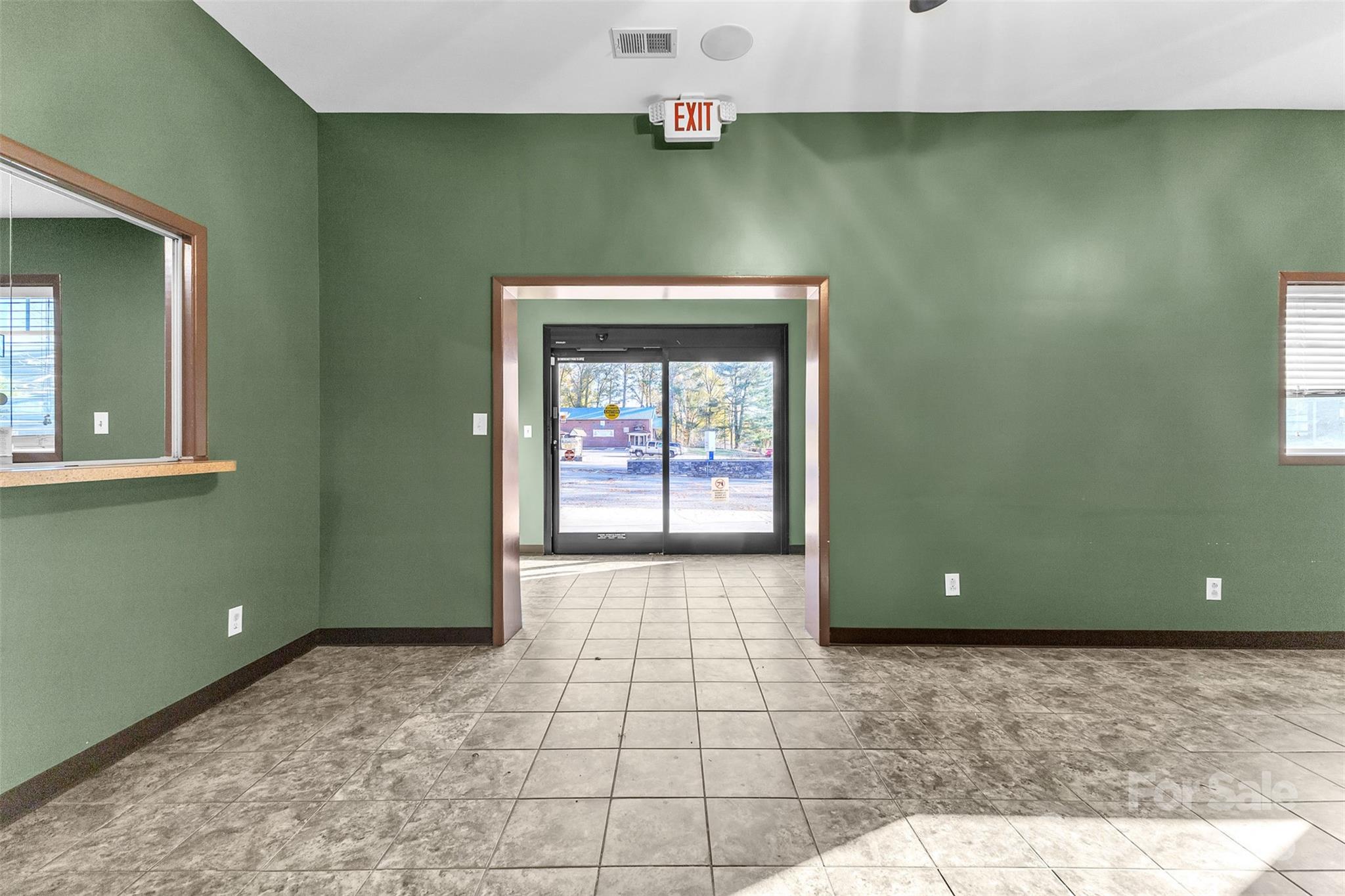 60 2nd Avenue SW