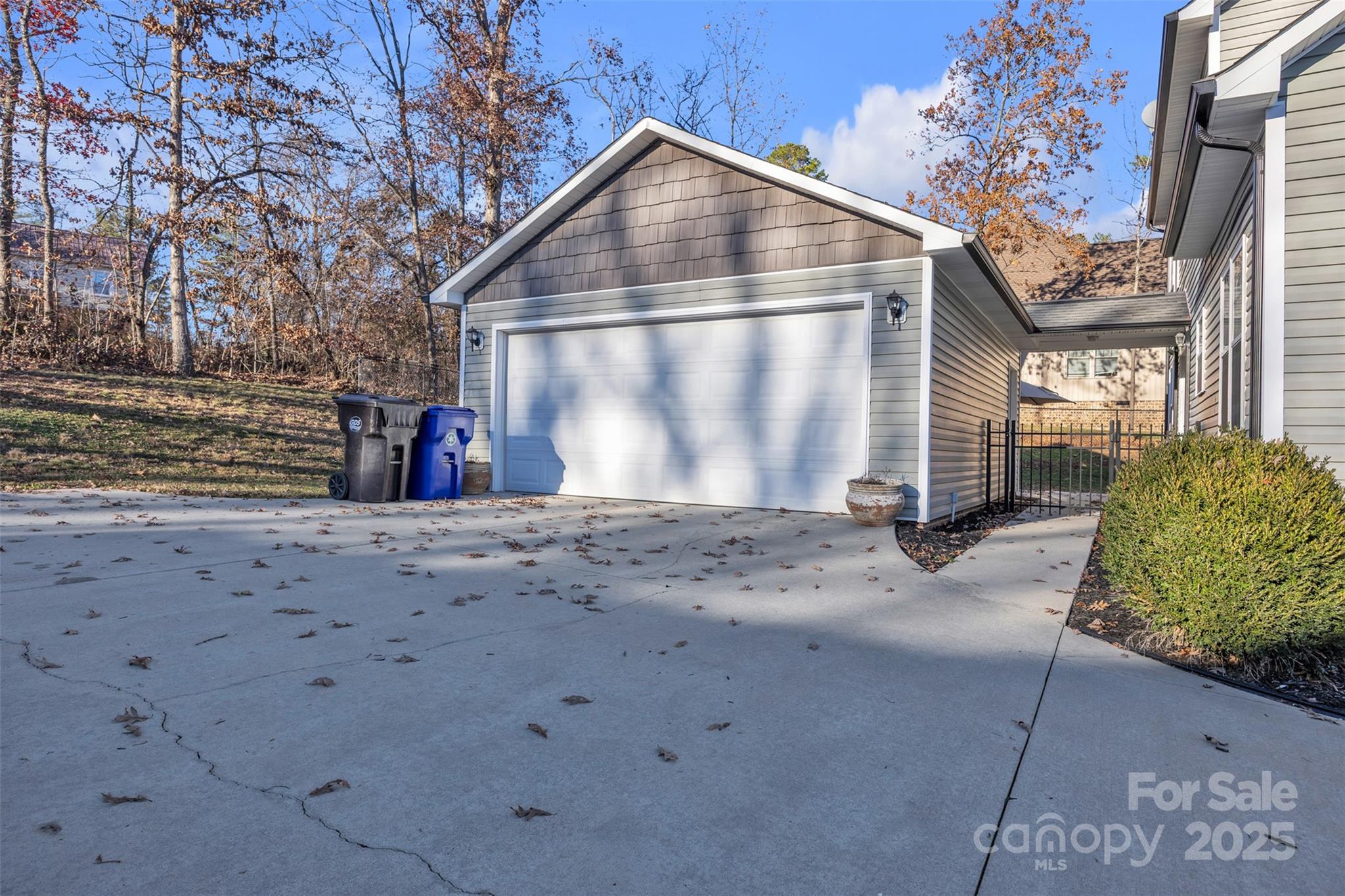 312 Oak Knoll