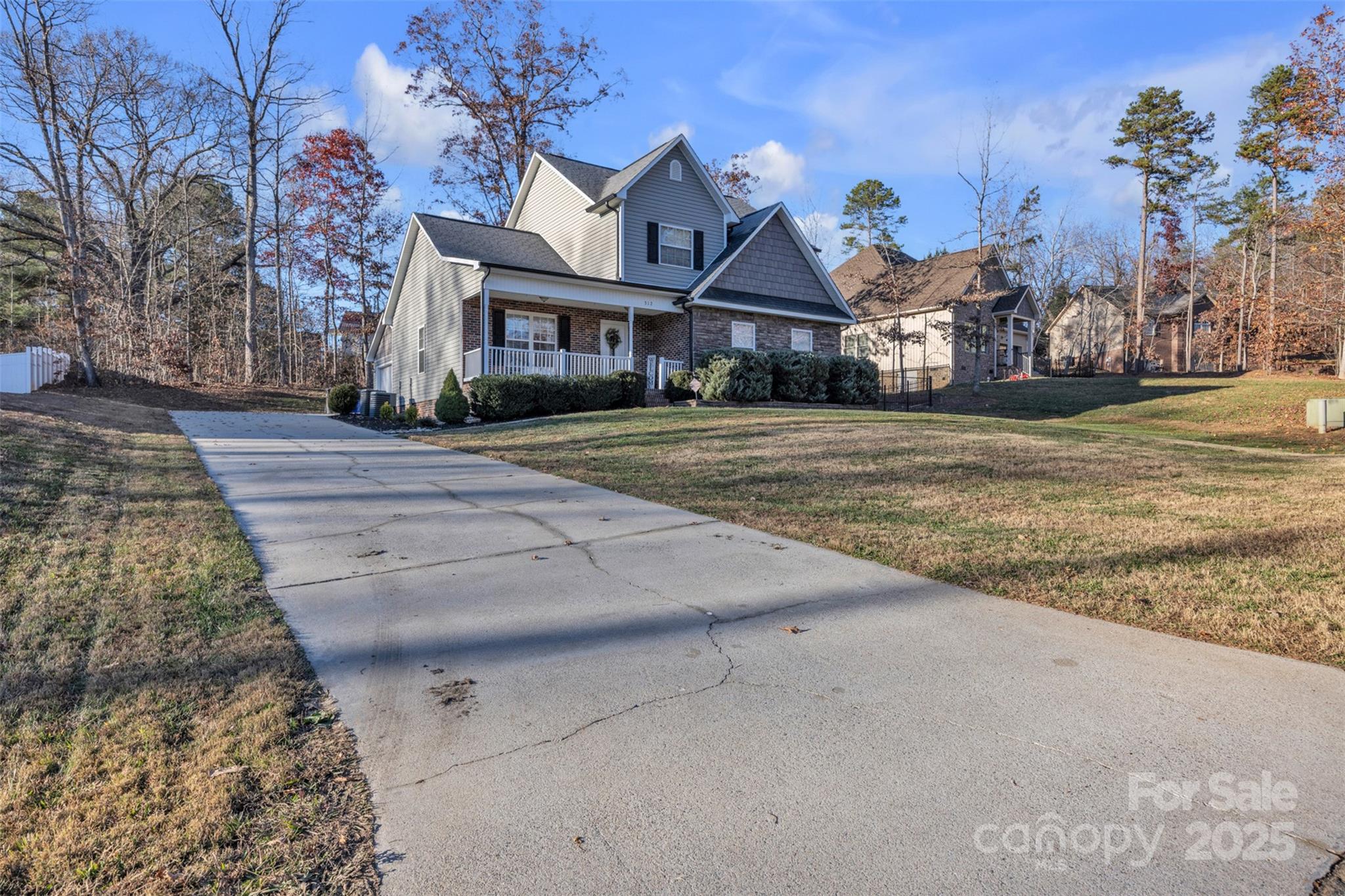 312 Oak Knoll