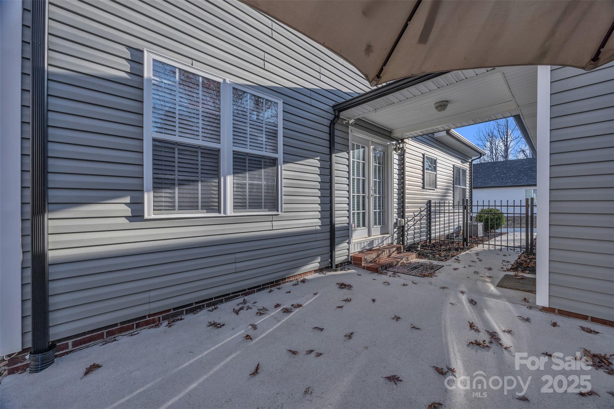 312 Oak Knoll