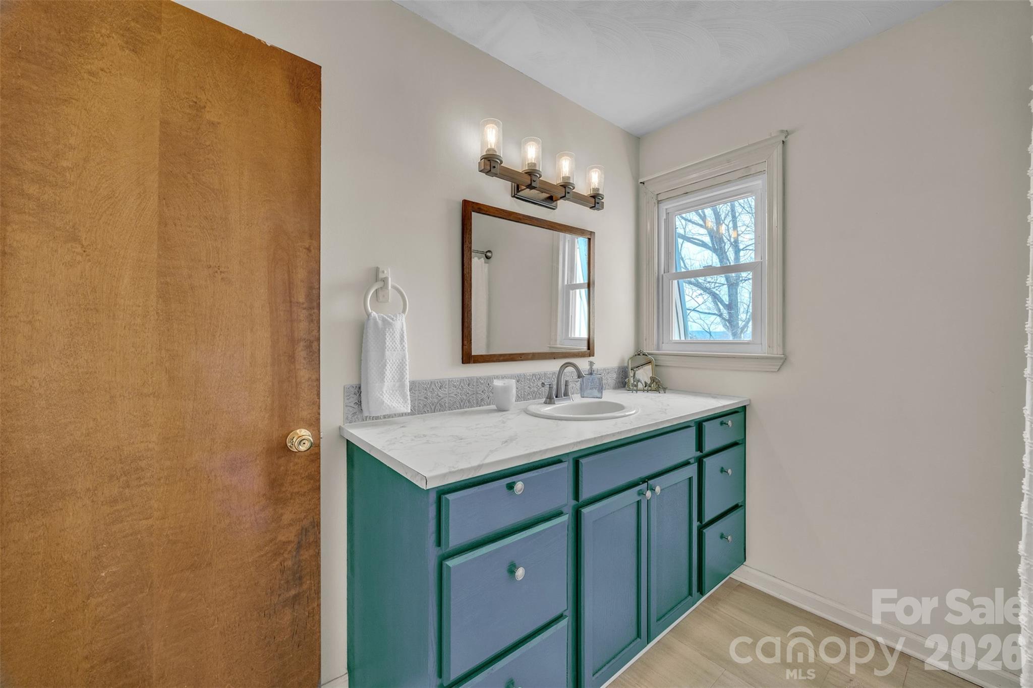 280 Forest Acres Lane