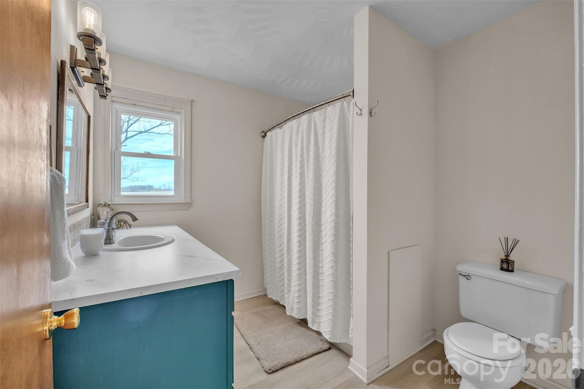 280 Forest Acres Lane