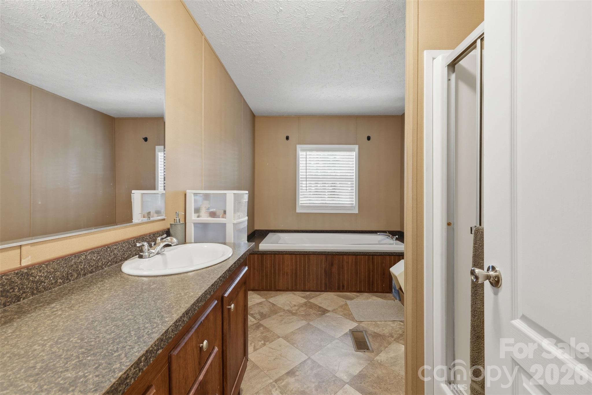 975 Jay Burke Road