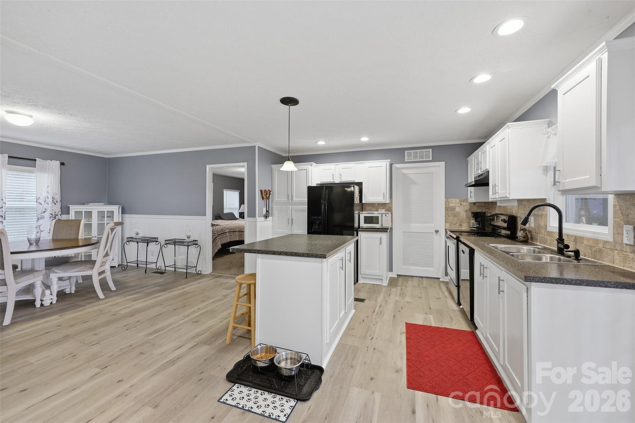 975 Jay Burke Road