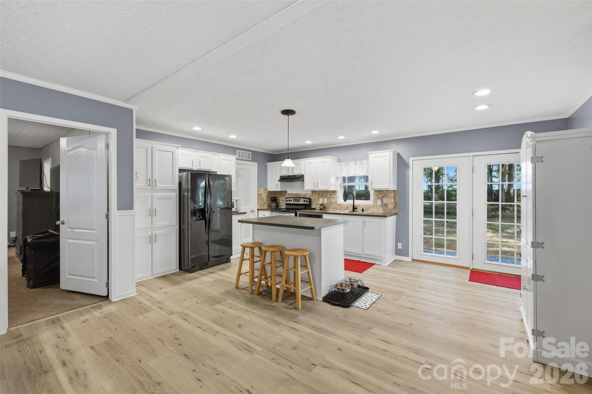 975 Jay Burke Road