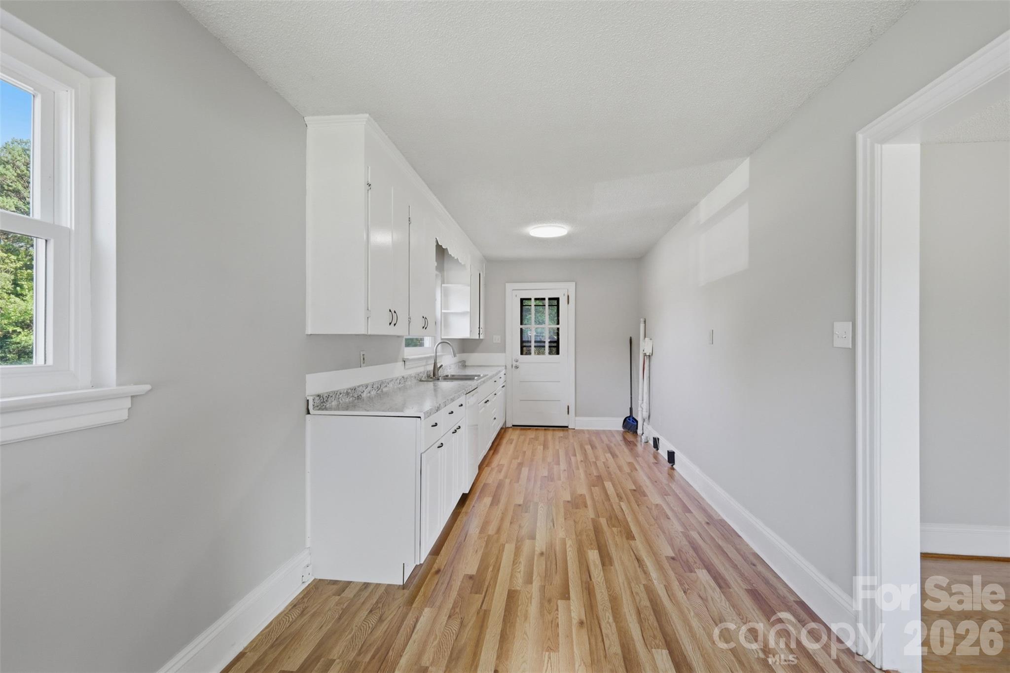2262 9th Avenue Drive NE