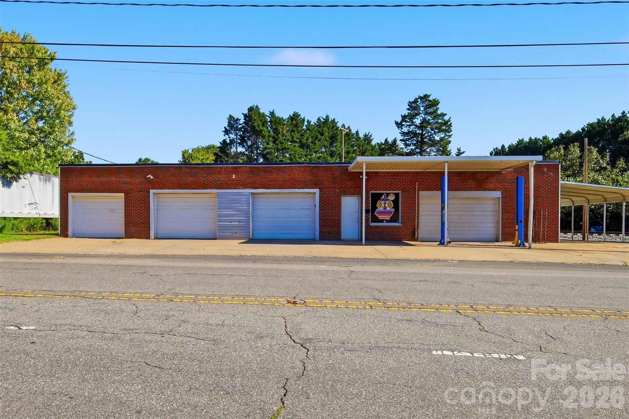 679 E Main Avenue