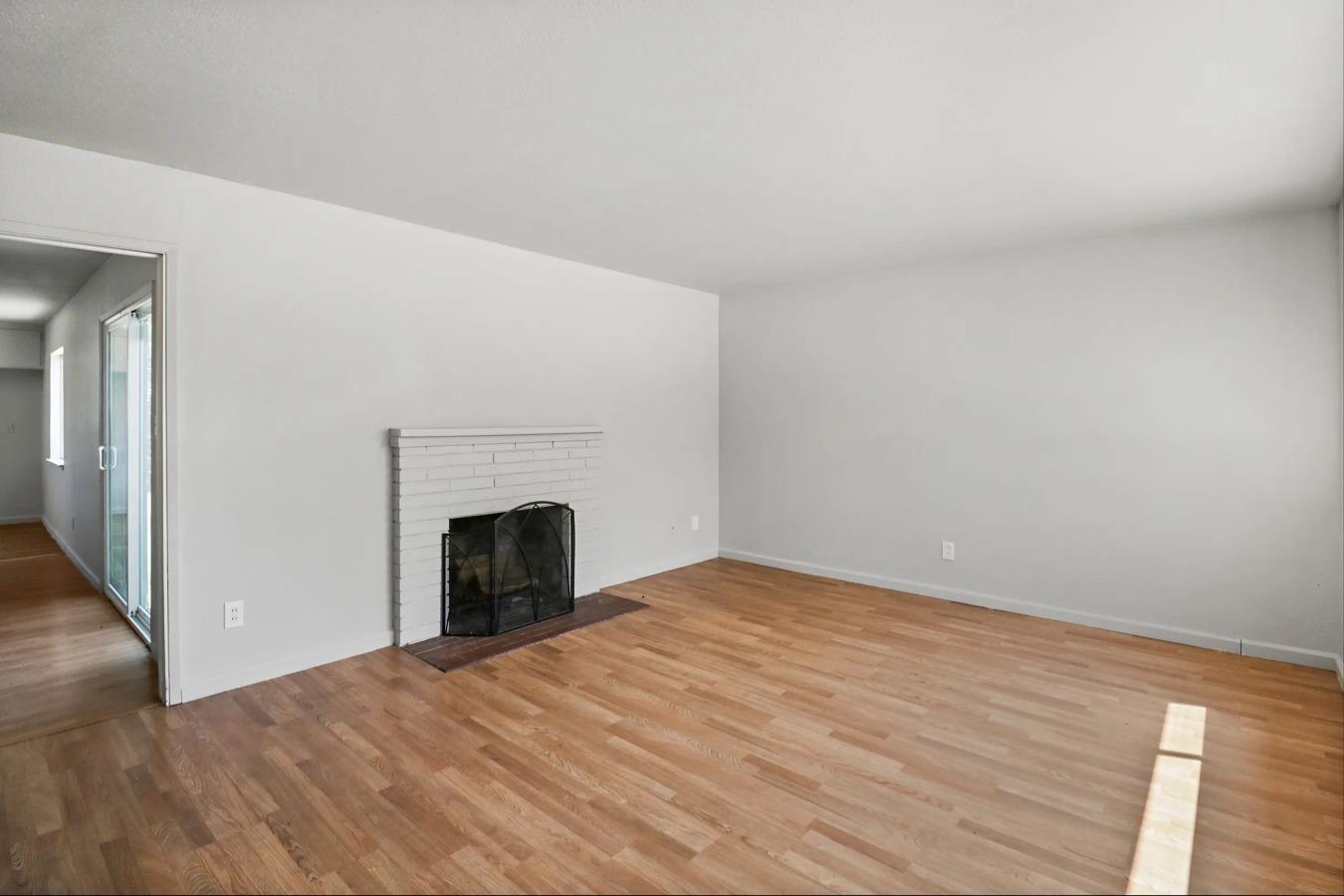 7645 Walsh Way