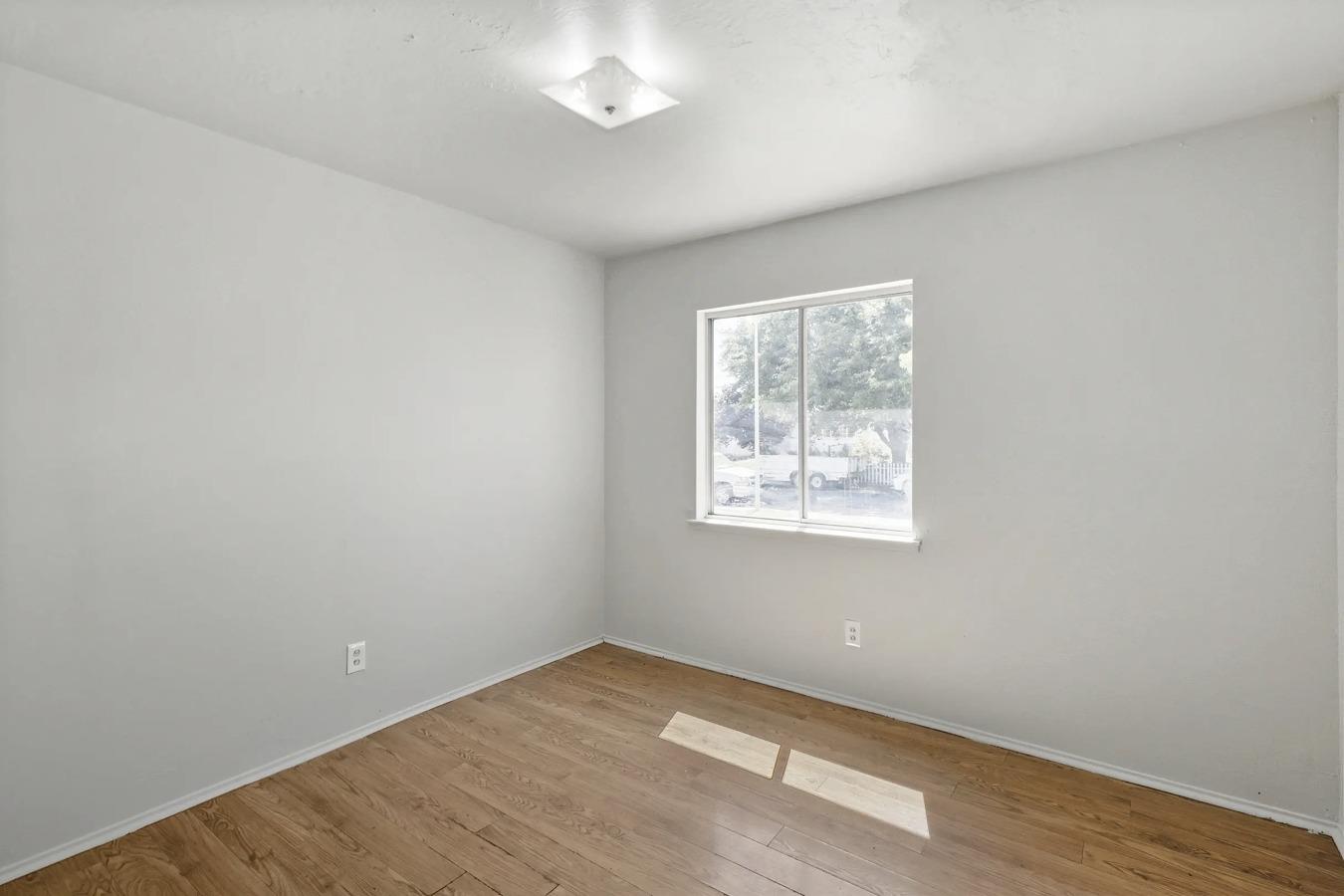 7645 Walsh Way