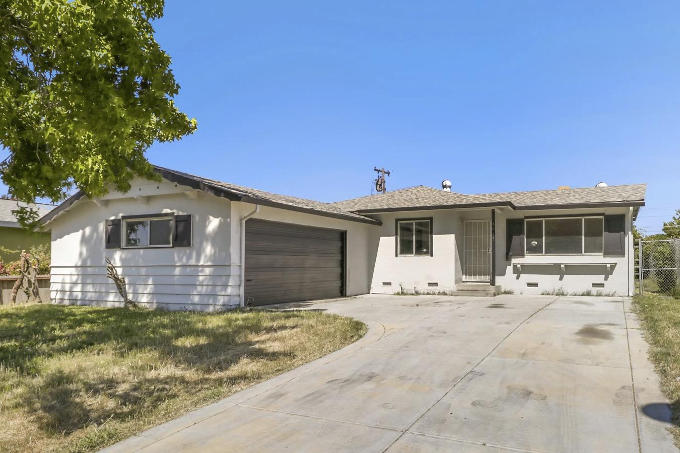 7645 Walsh Way