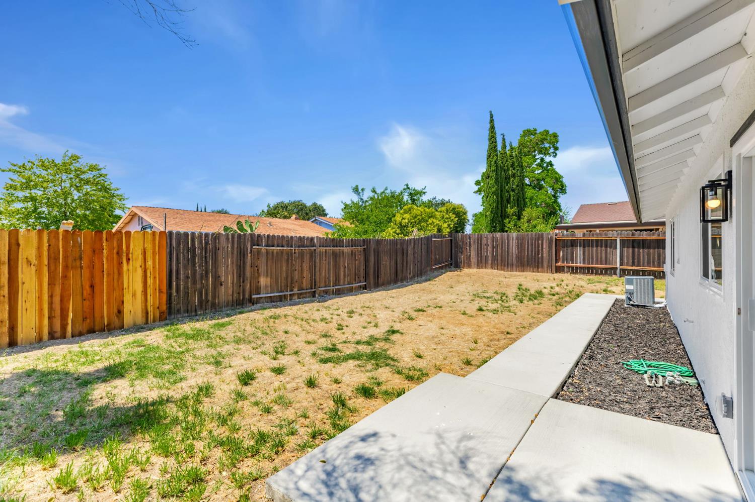 7804 Deer Creek Drive