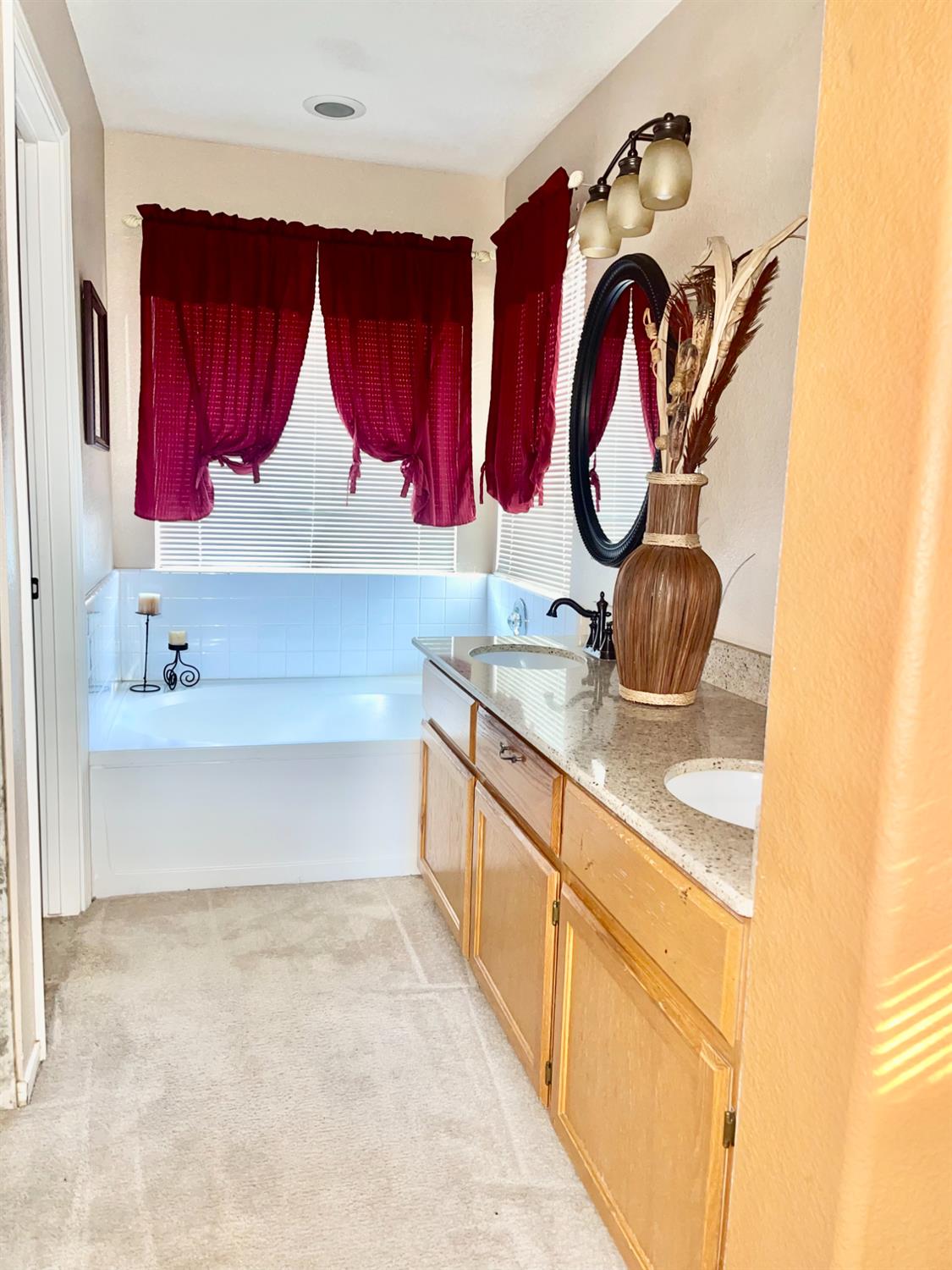 2807 Turnbuckle Circle