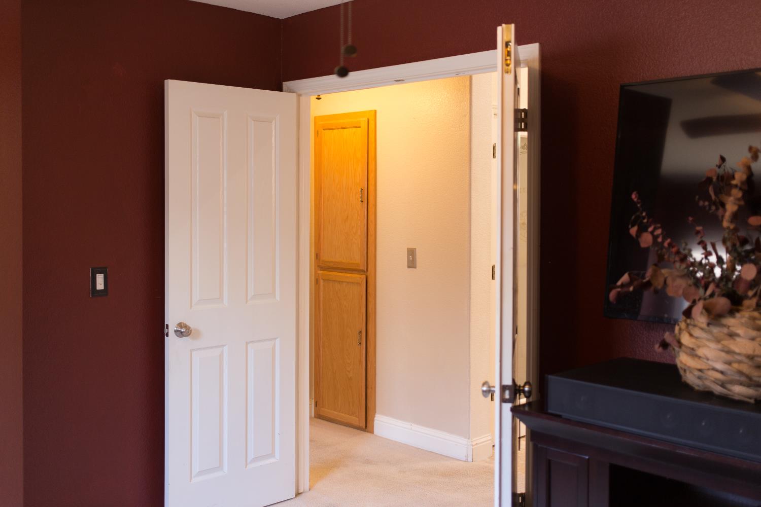 2807 Turnbuckle Circle