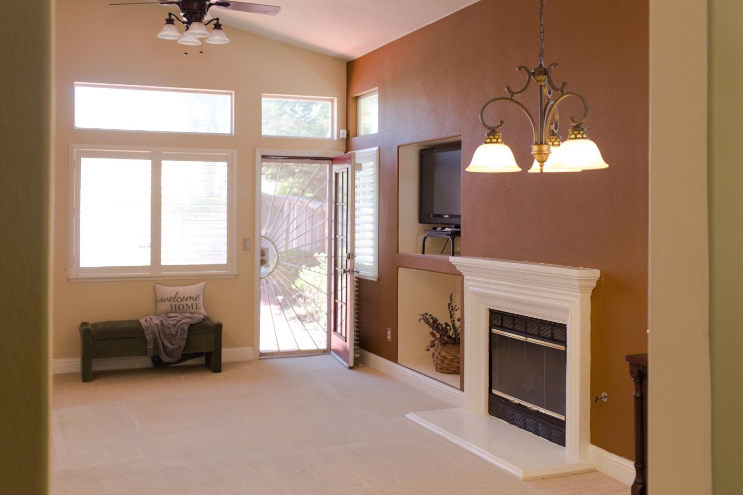 2807 Turnbuckle Circle