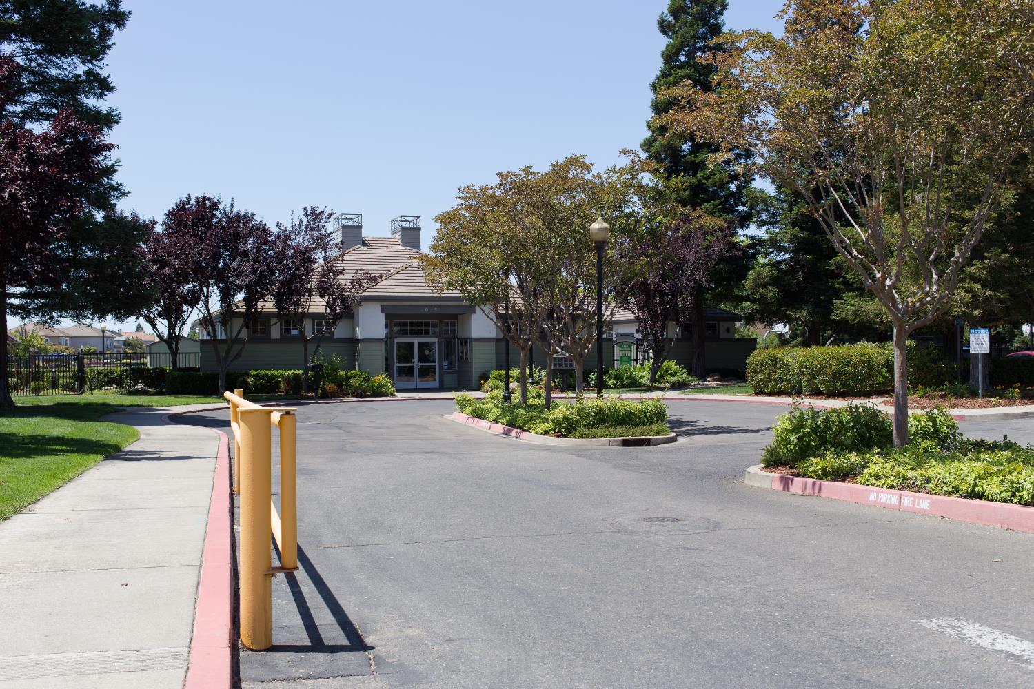 2807 Turnbuckle Circle