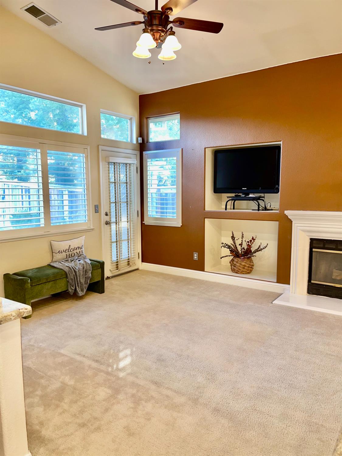 2807 Turnbuckle Circle