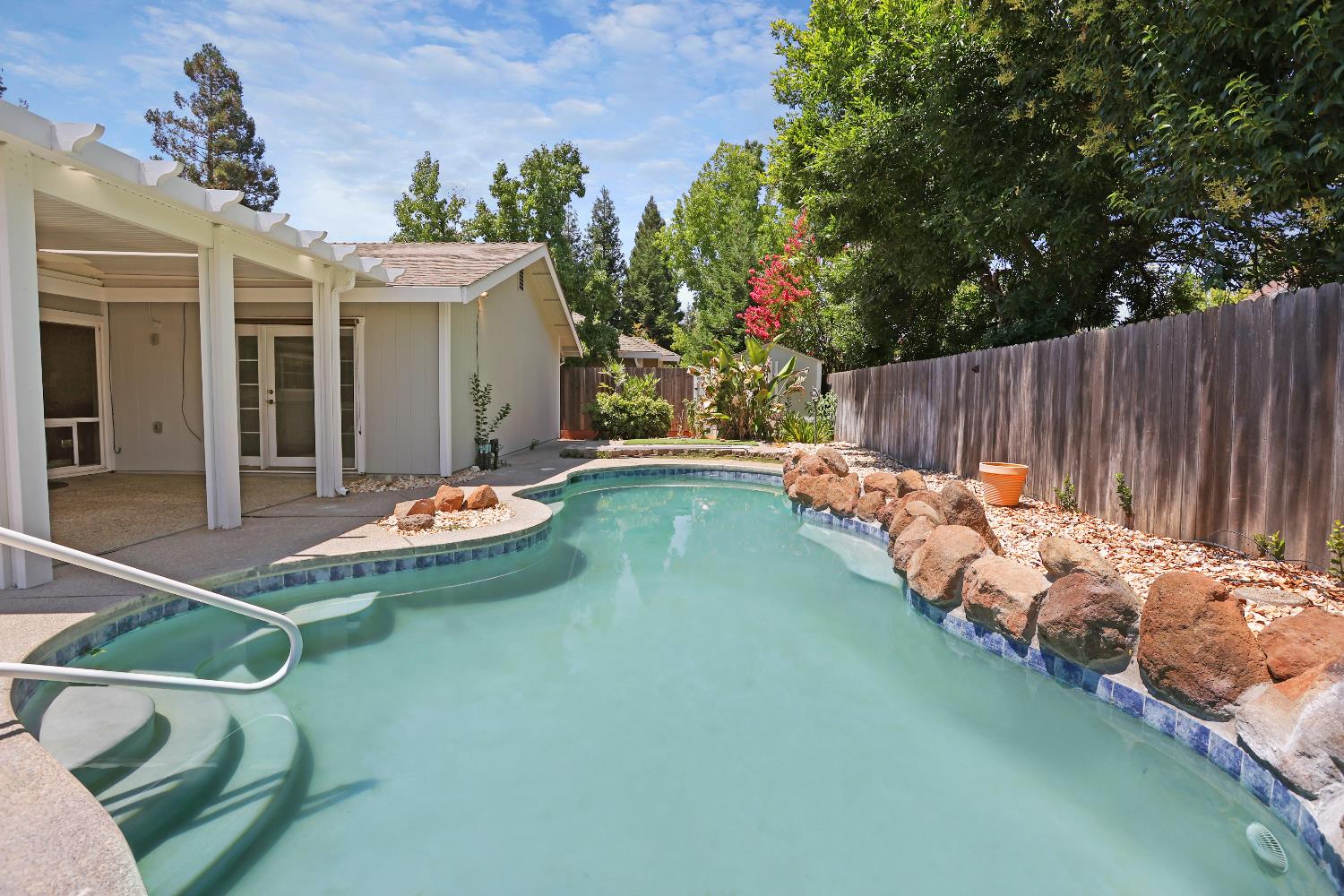 9113 Buckskin Court