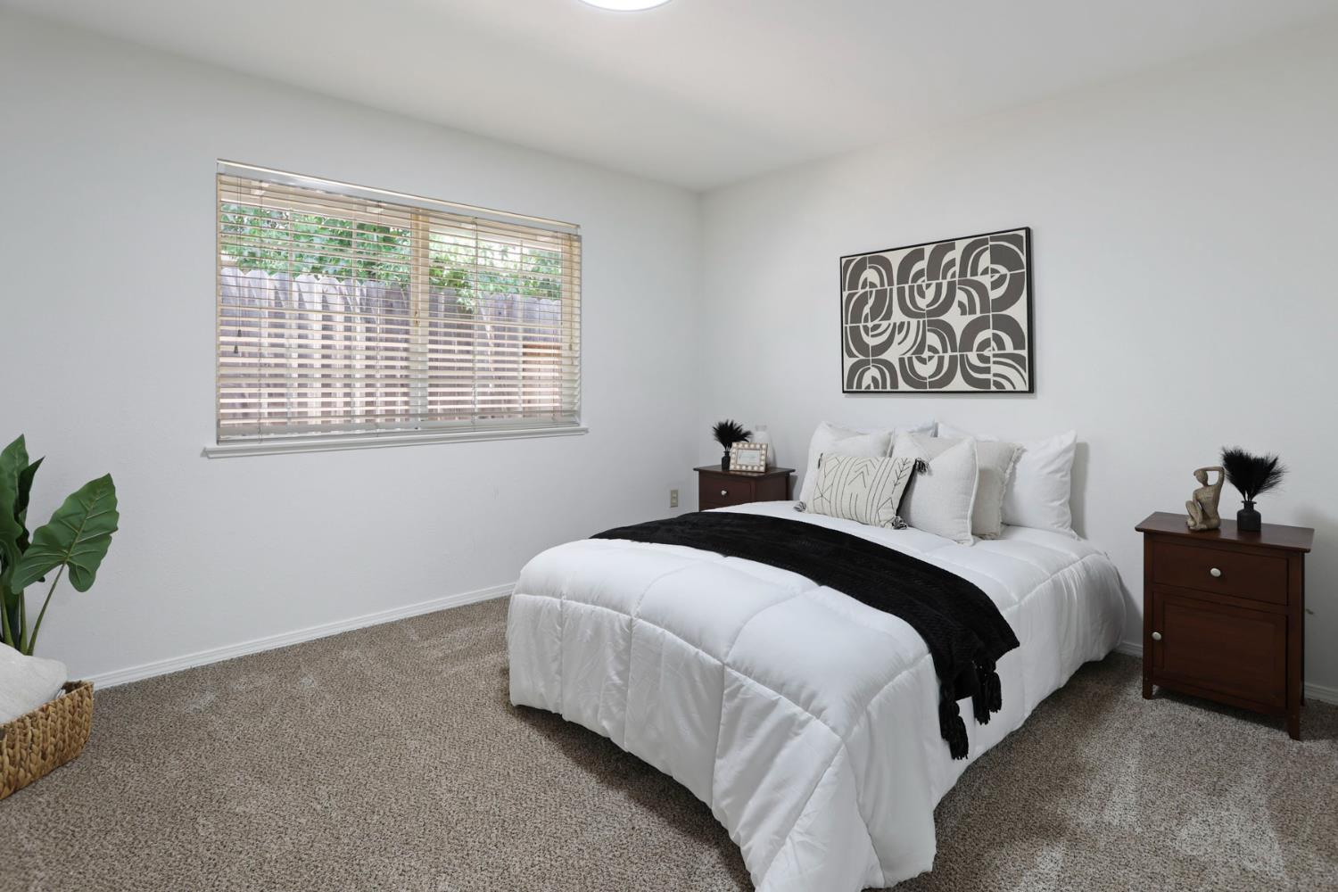 9113 Buckskin Court