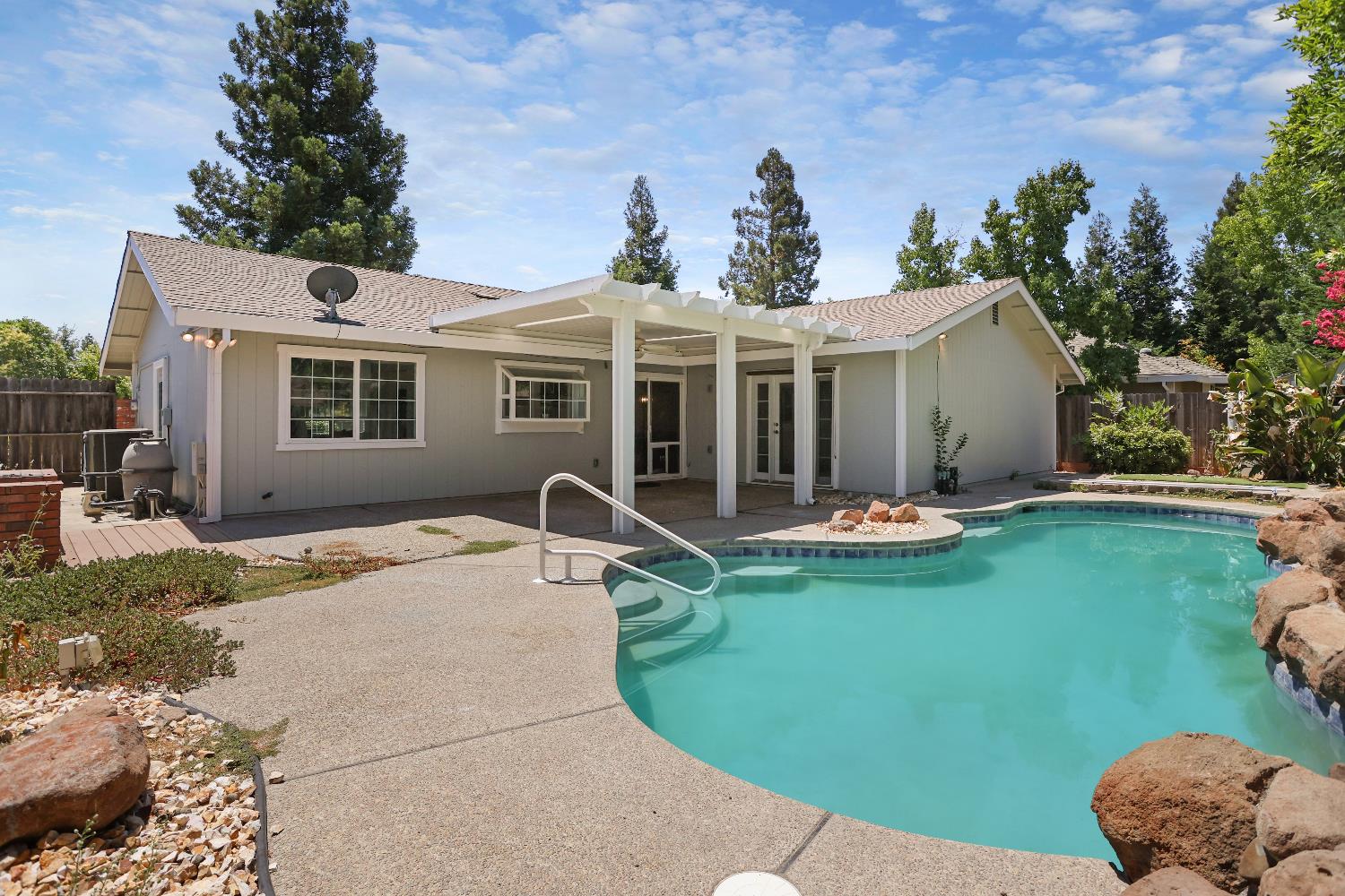 9113 Buckskin Court