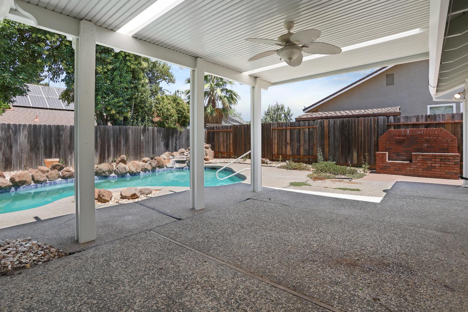 9113 Buckskin Court