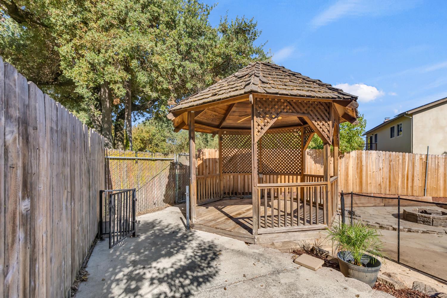 9880 Vista Grande Way