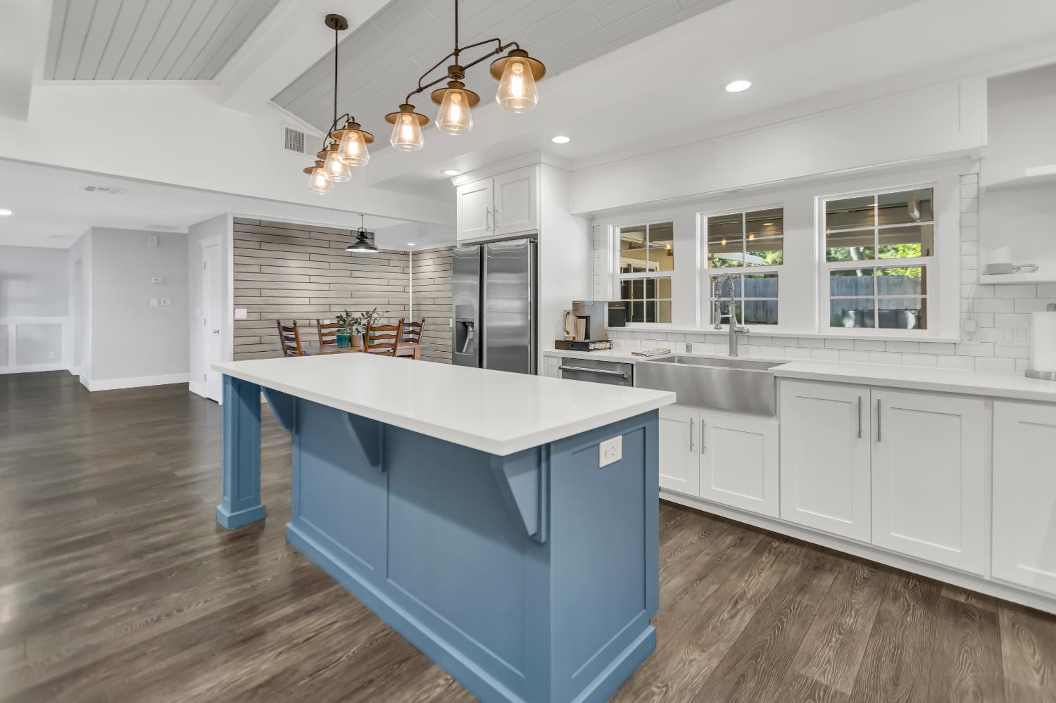 9880 Vista Grande Way