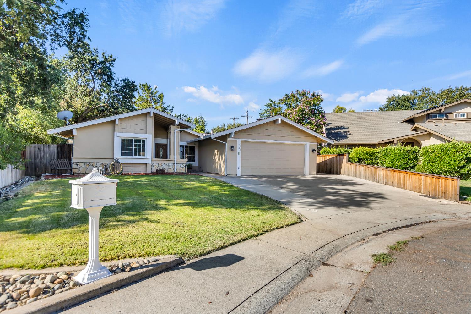 9880 Vista Grande Way