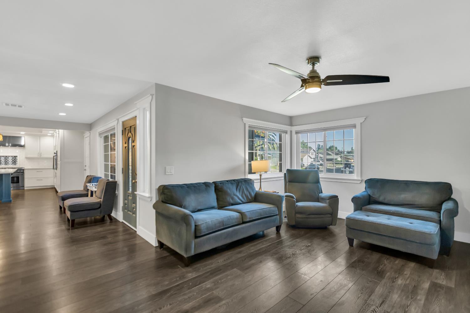 9880 Vista Grande Way