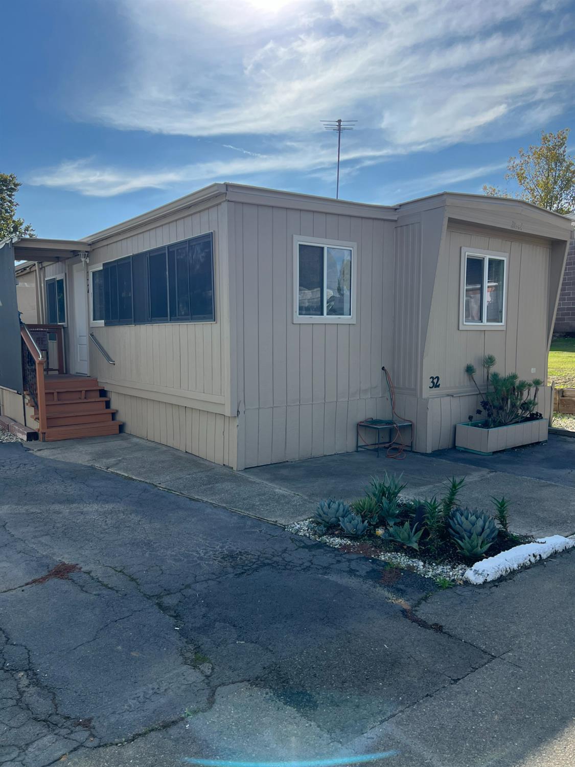 6480 MainStreet 32