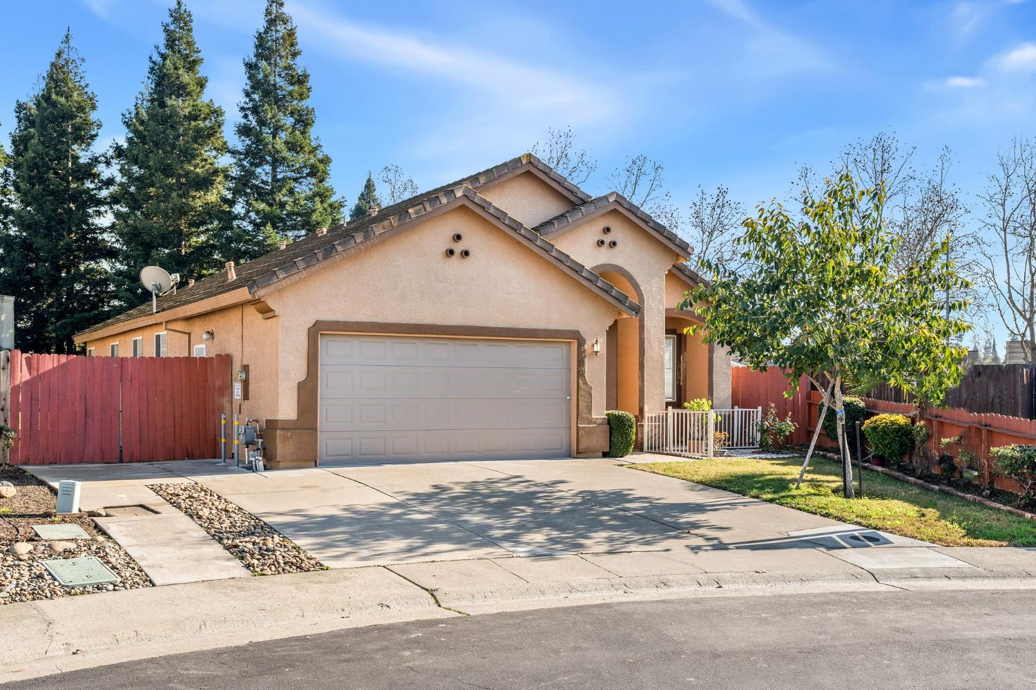 9184 Laguna Center Circle