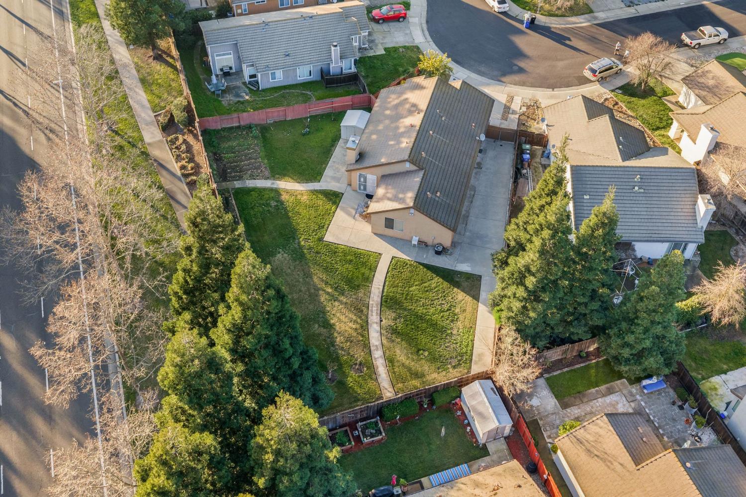 9184 Laguna Center Circle