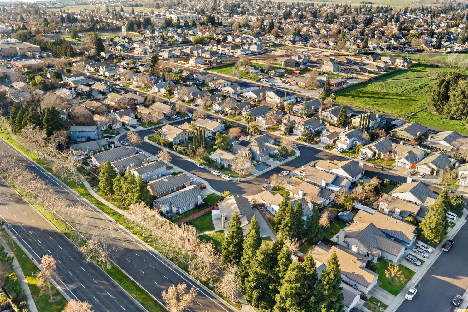 9184 Laguna Center Circle