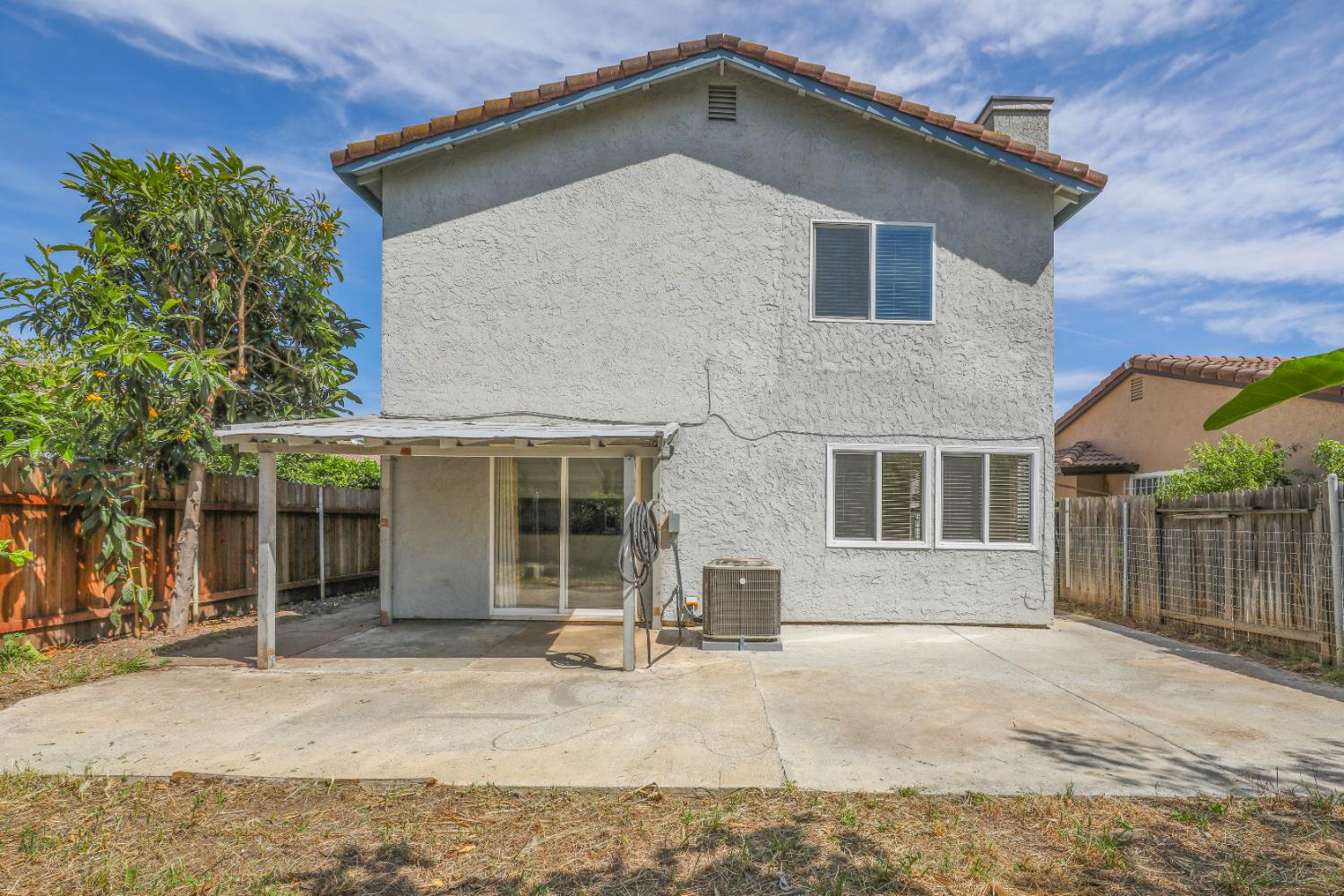 8104 Port Royale Way