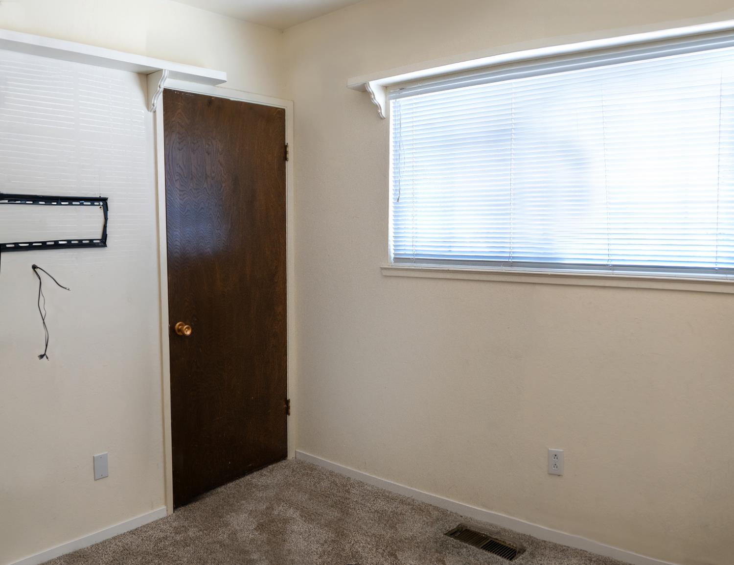 23290 E Shadow Drive