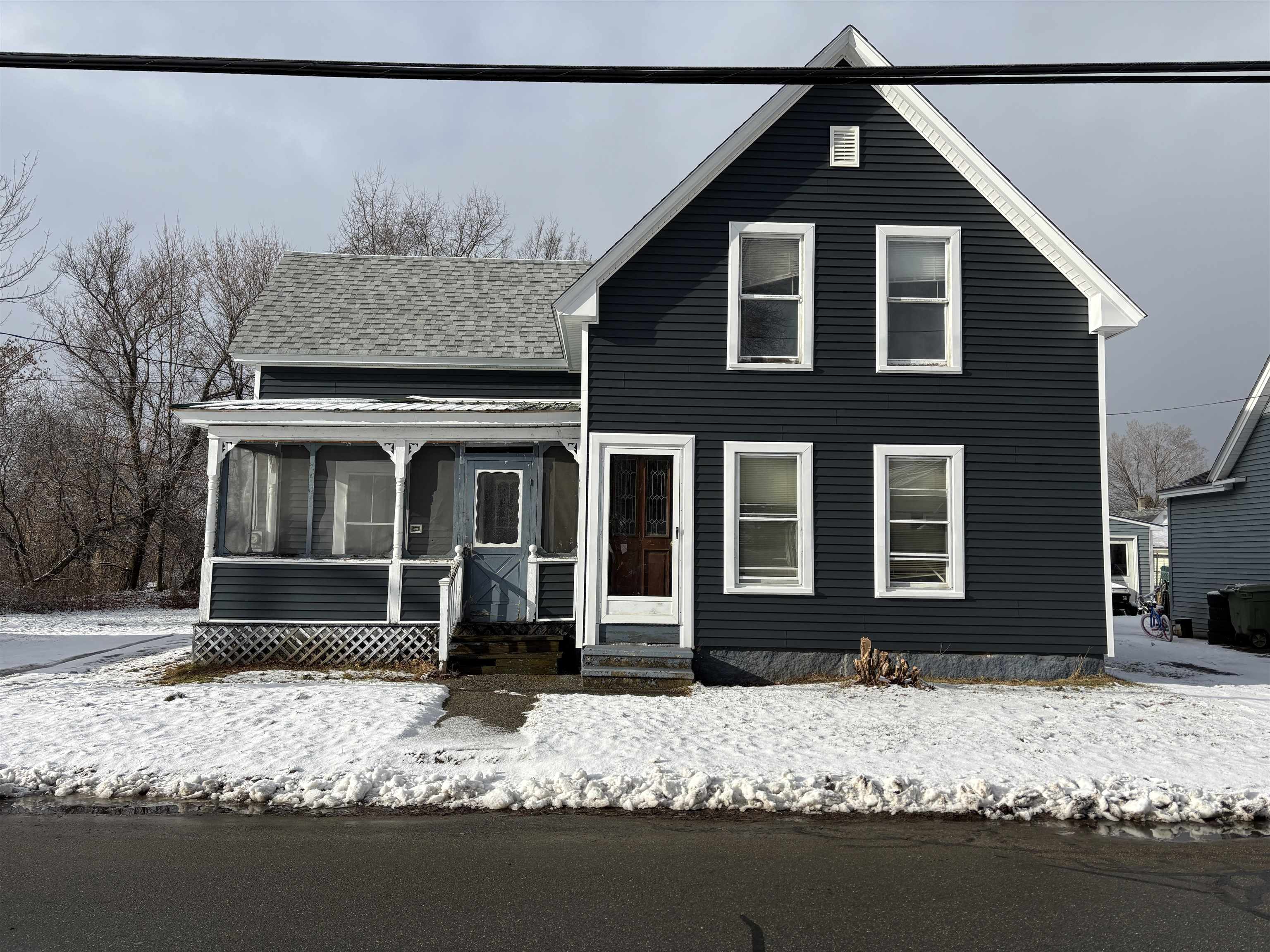 24 Rich Street