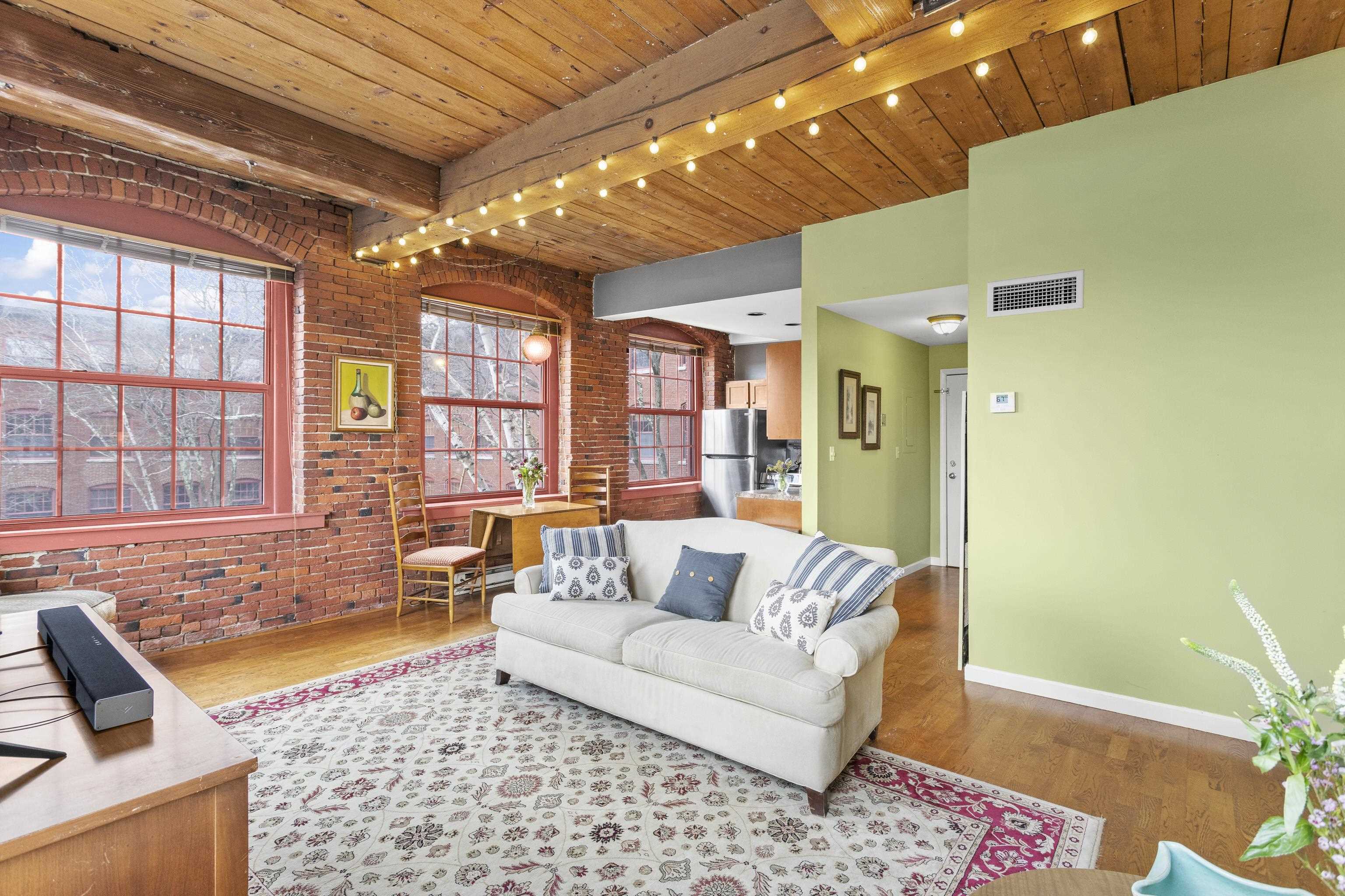 235 Cypress Street Unit: #3T
