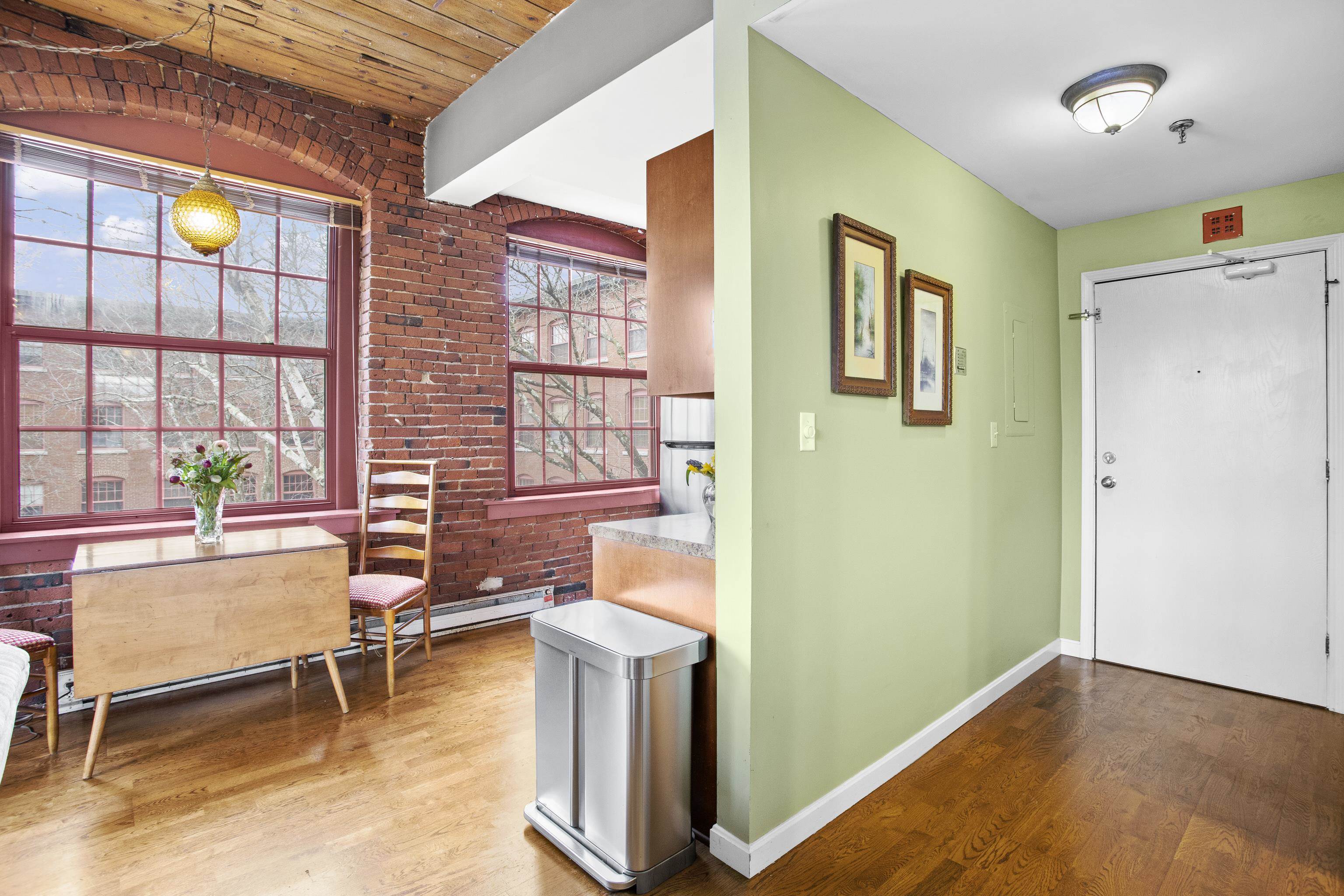 235 Cypress Street Unit: #3T