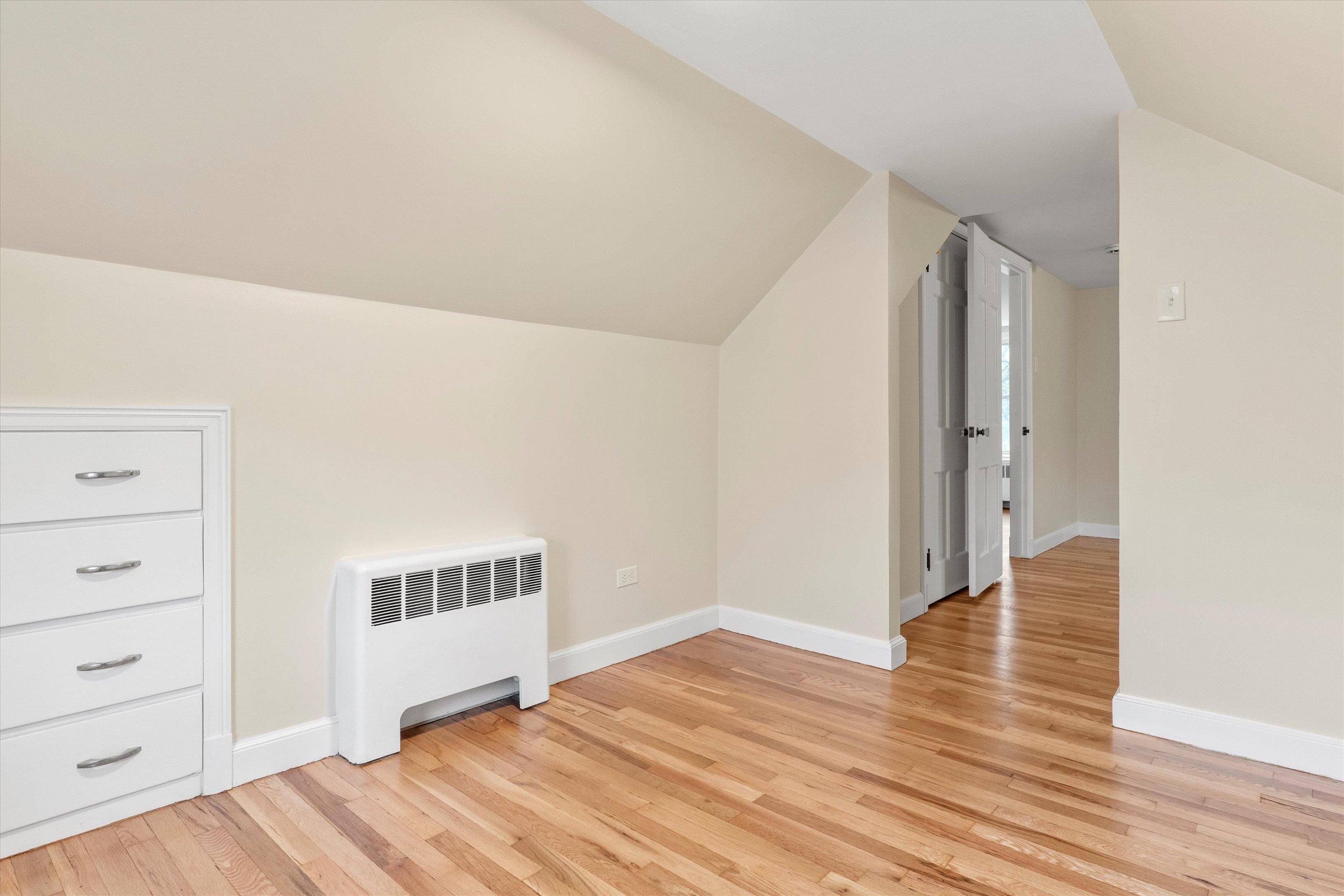 846 Howe Street