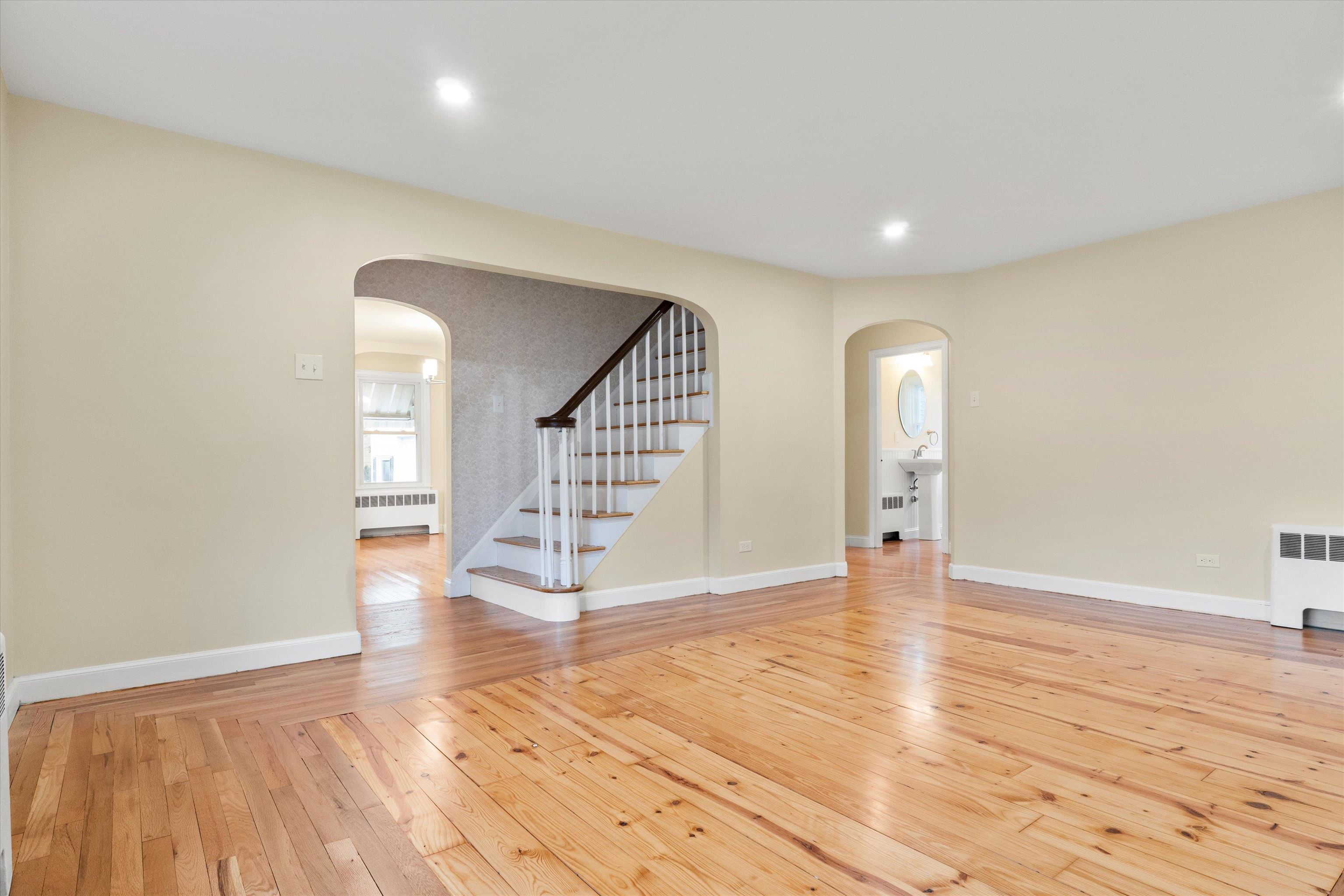 846 Howe Street