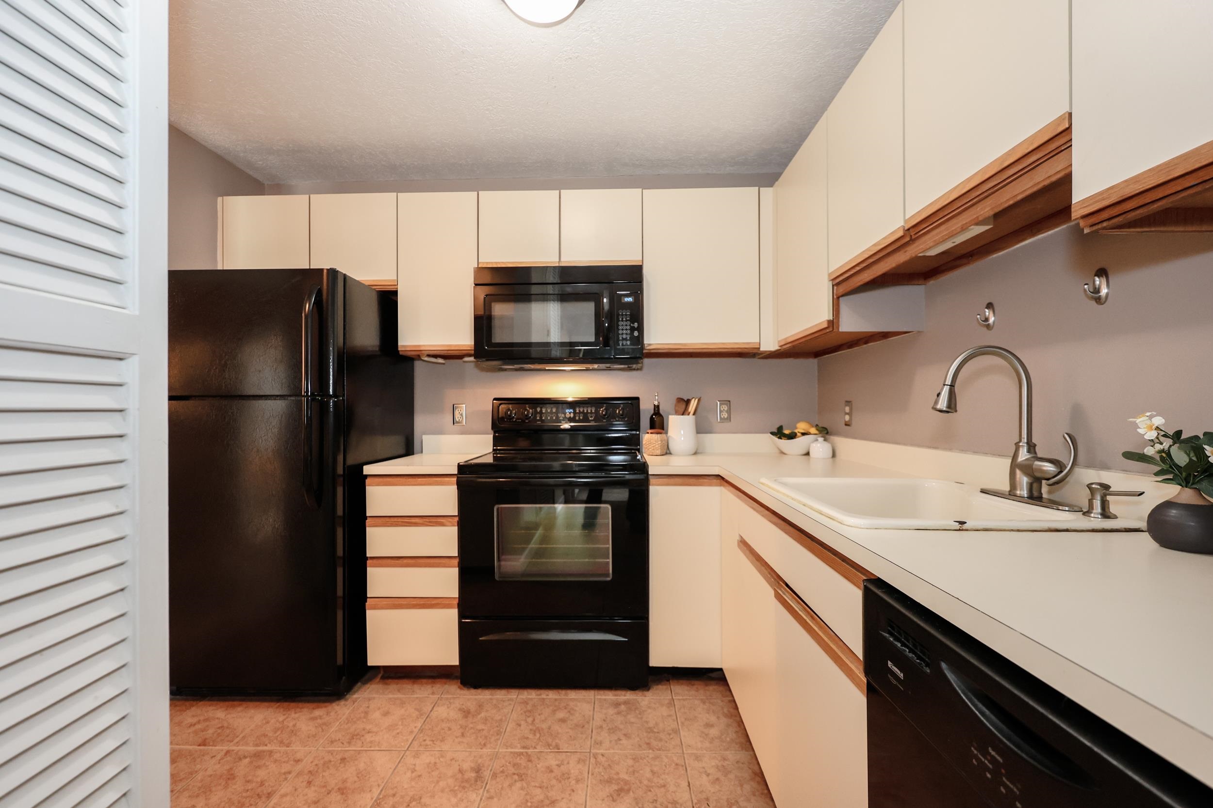 11 Timberwood Drive Unit: 201