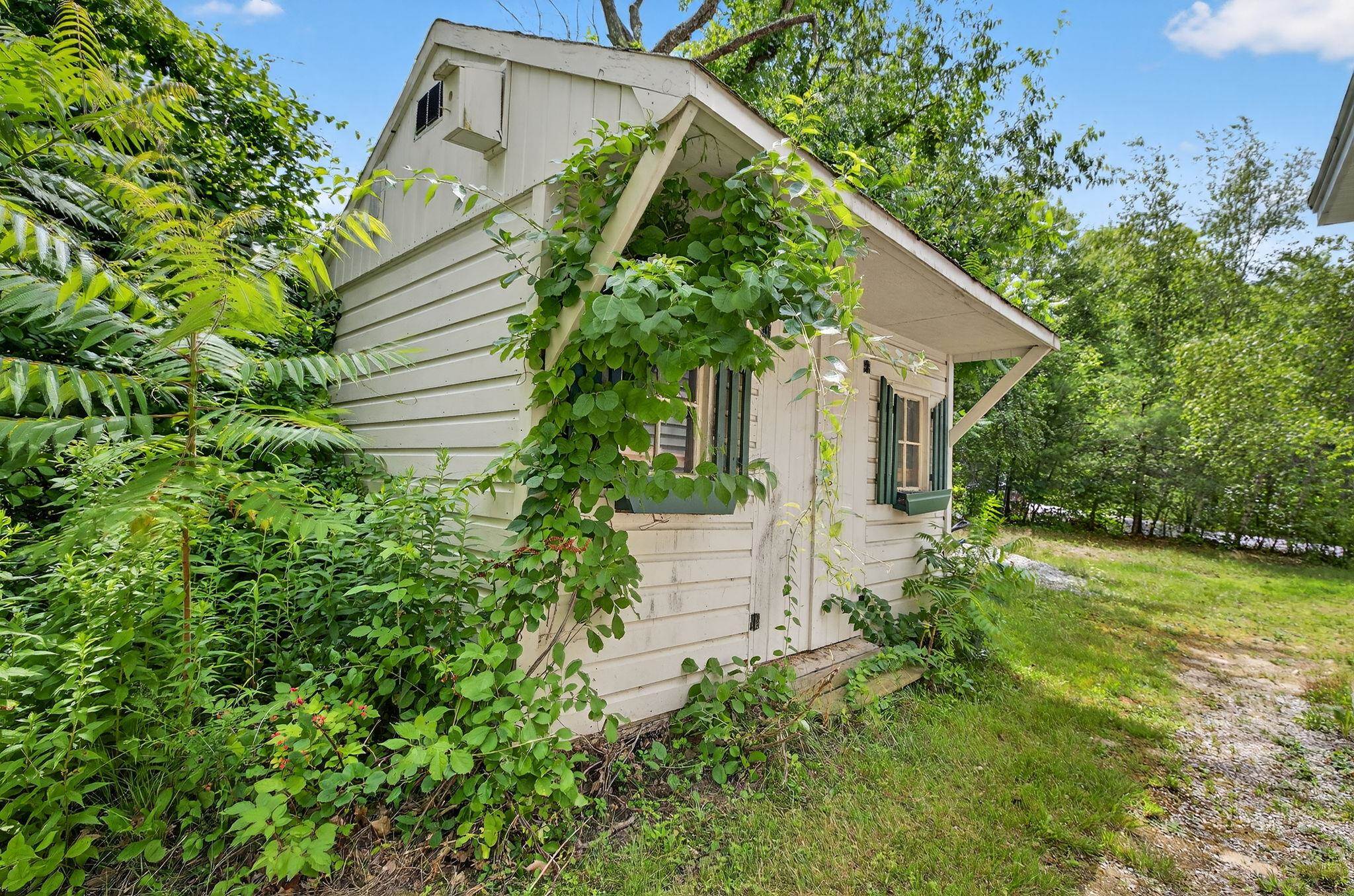 30 Old Henniker Road